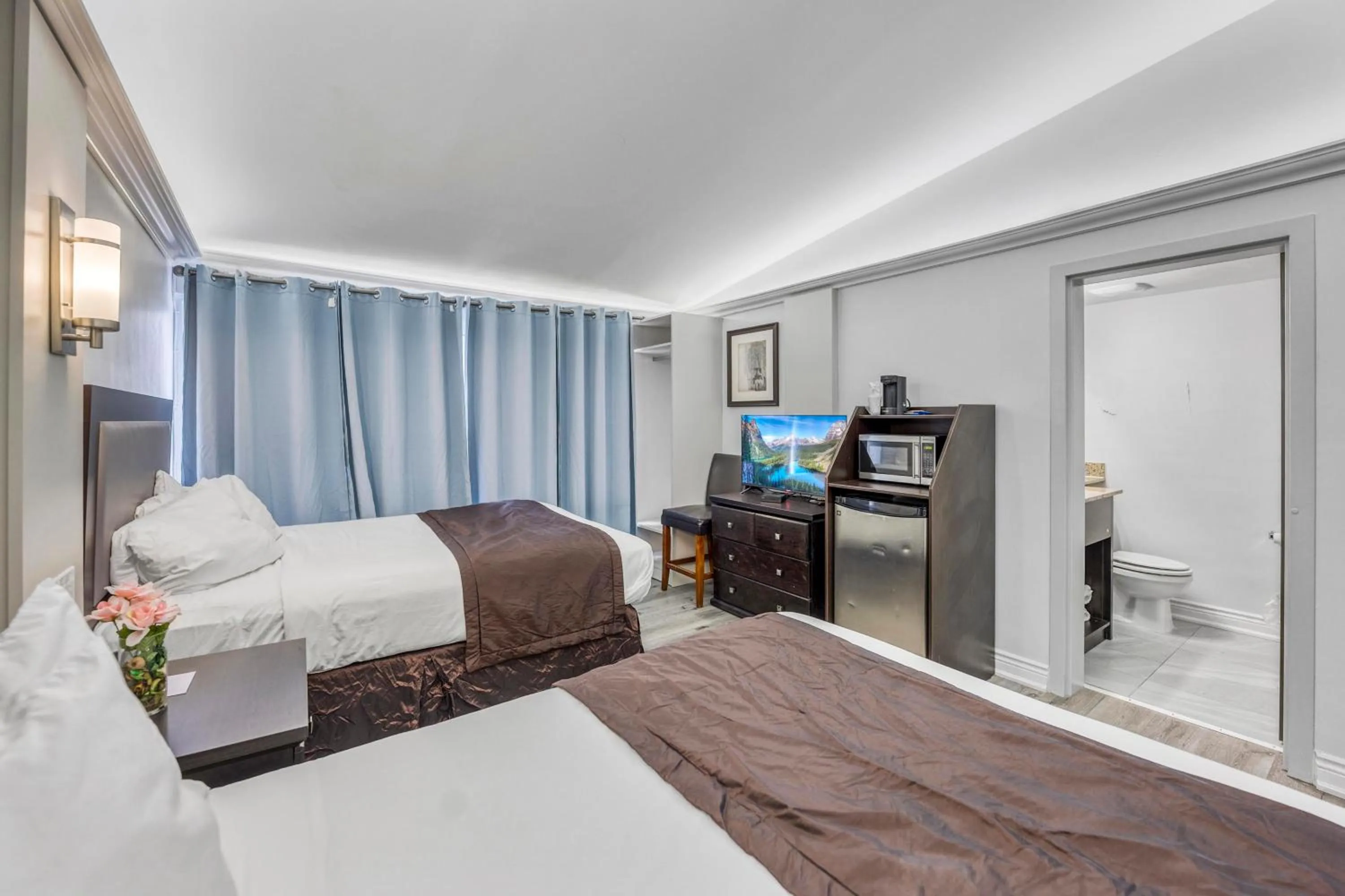 Travelodge by Wyndham Sarnia