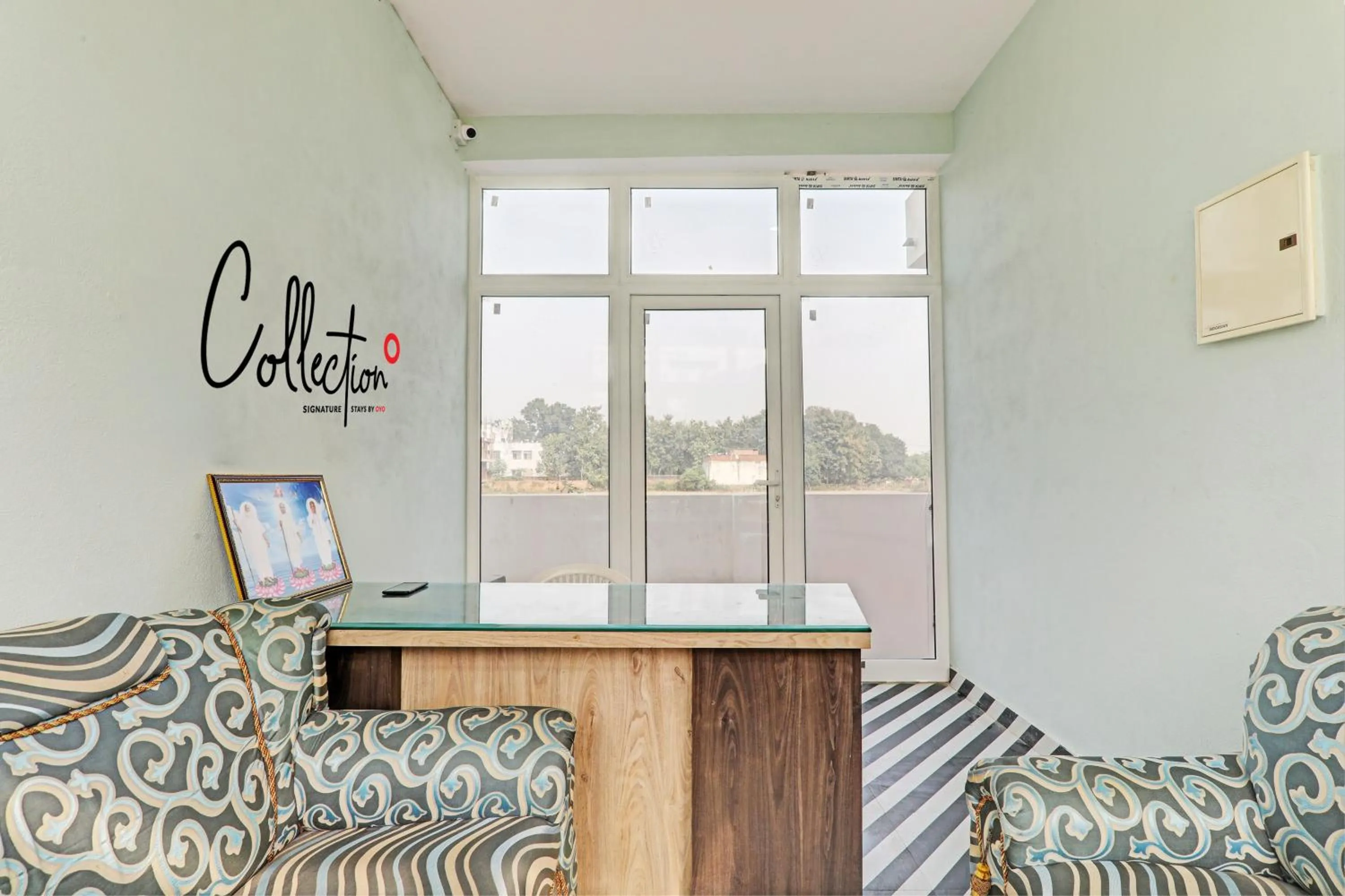 Lobby or reception in Collection O Maharaja Resort