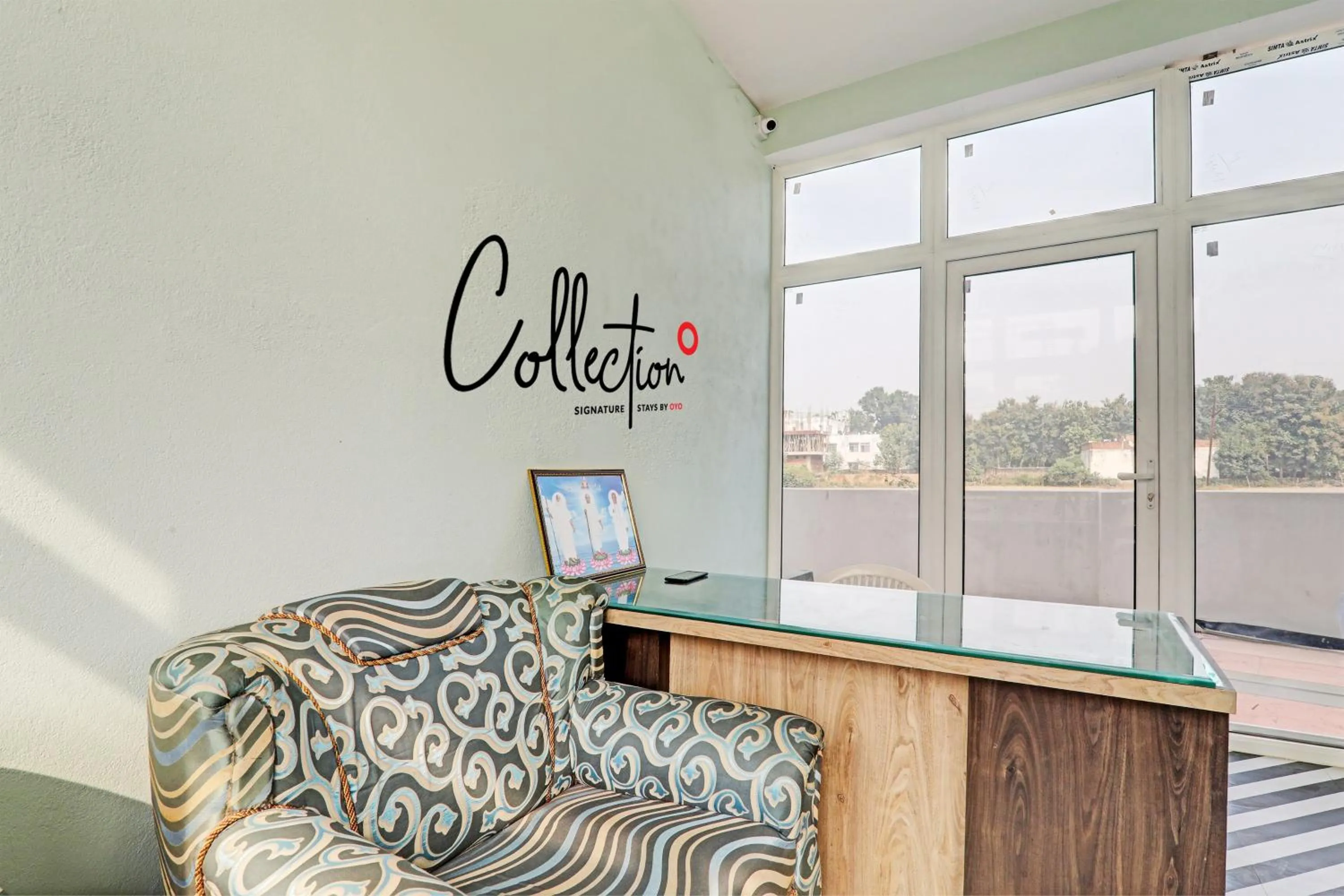 Lobby or reception, Bed in Collection O Maharaja Resort