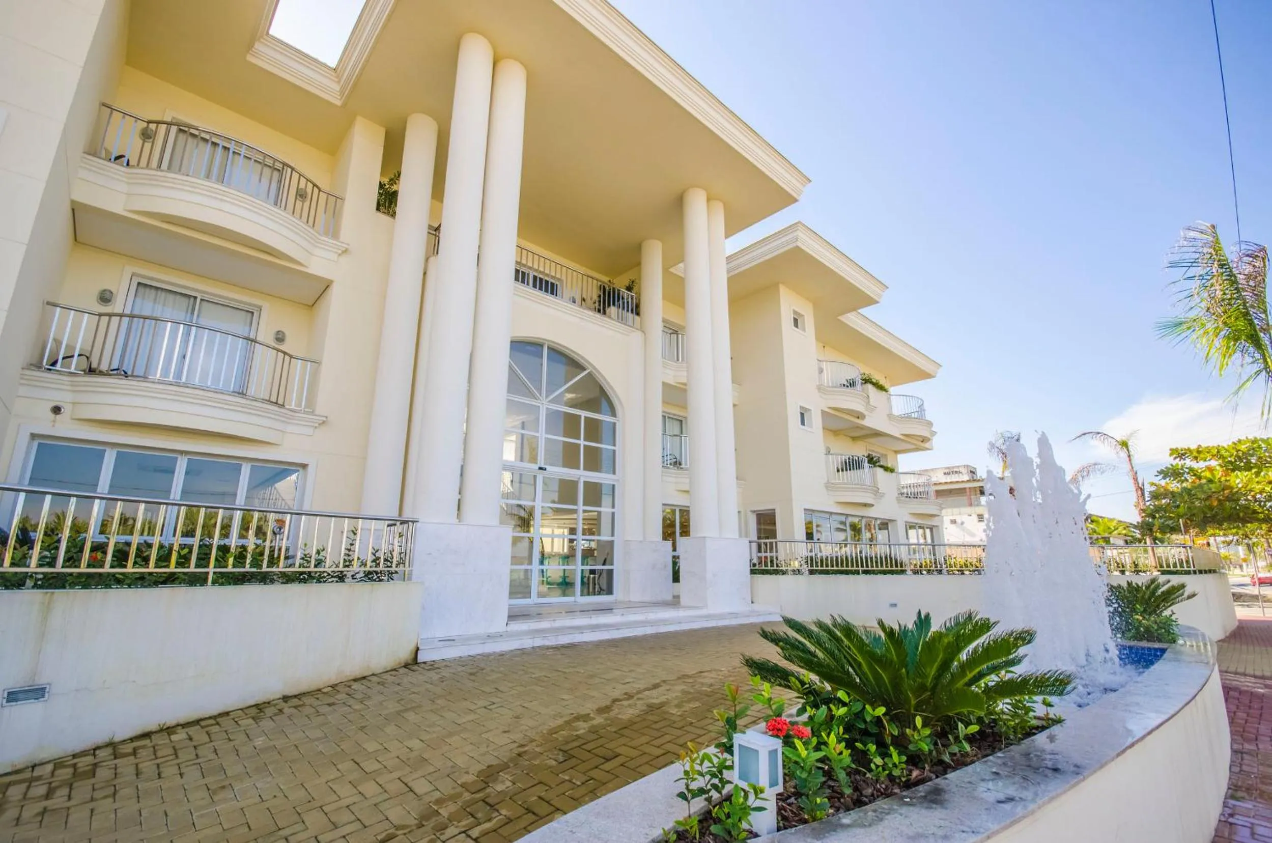 Facade/entrance in Doral Guarujá