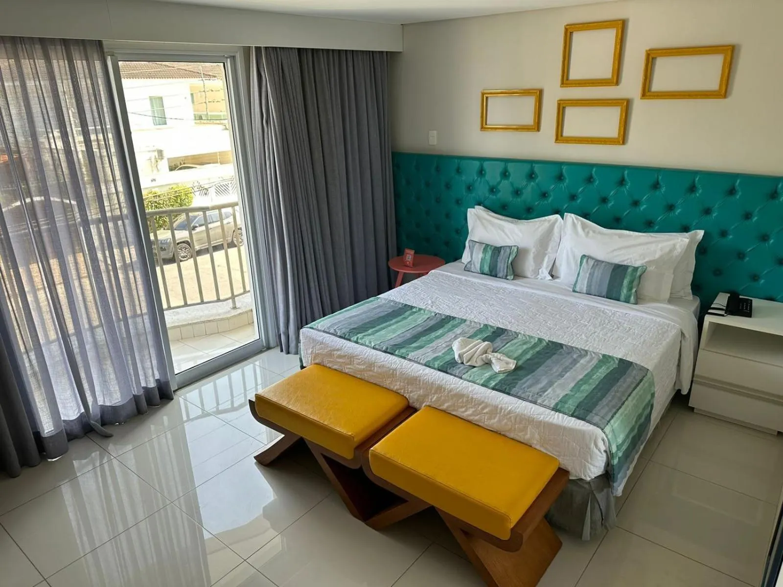 Guests, Bed in Doral Guarujá