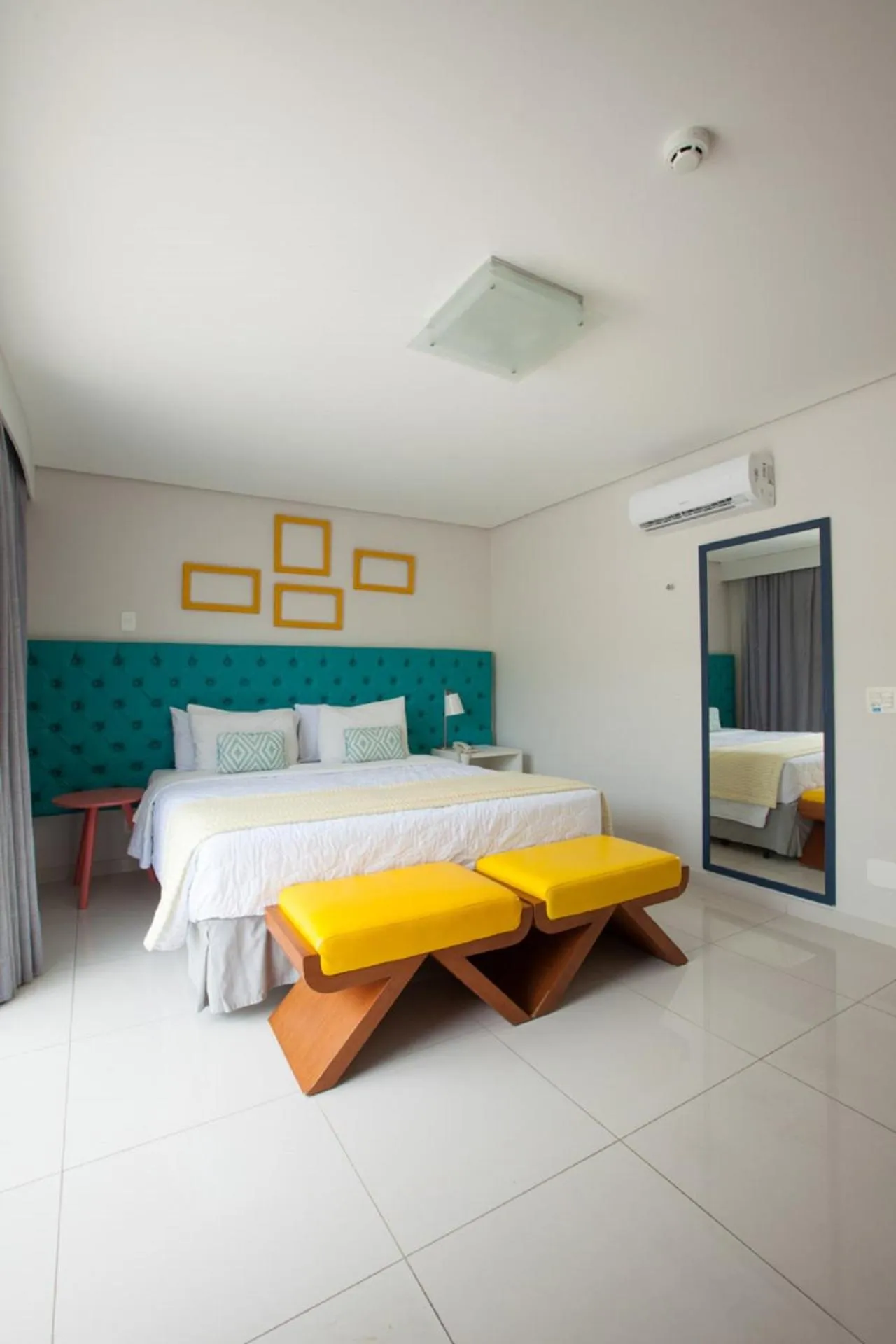 Bedroom, Bed in Doral Guarujá