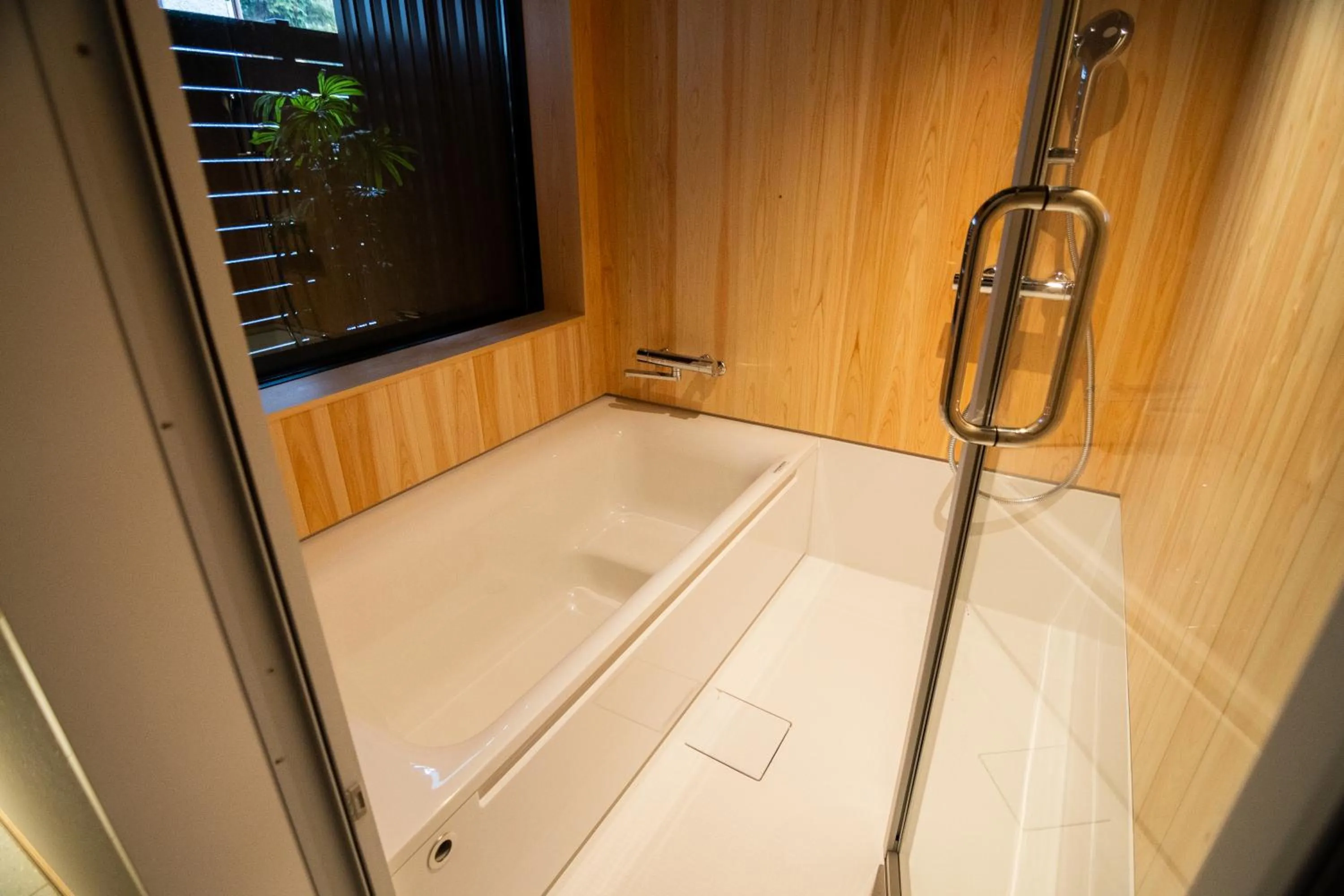 Bathroom in Auberge Homachi Mikuniminato