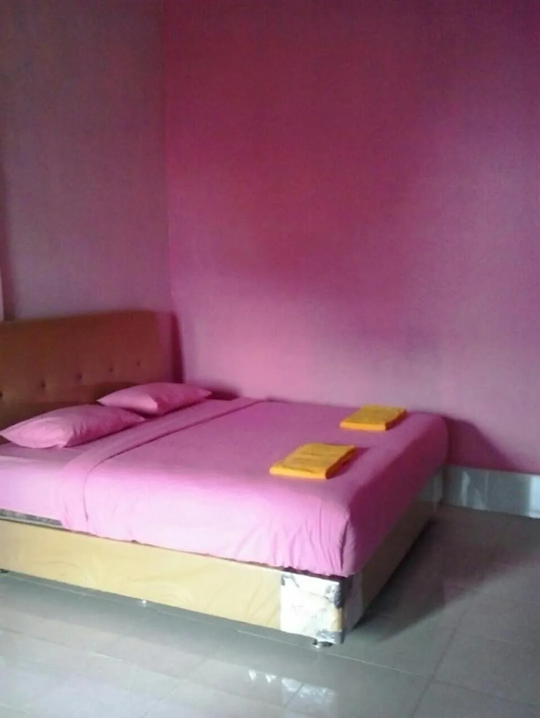 Bedroom in Hotel O Puri Azzura Danau Ranau Near Danau Ranau Pusri