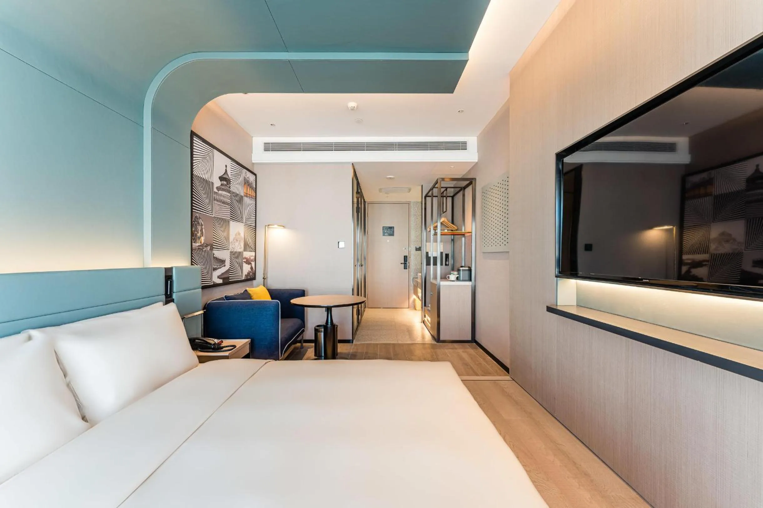 Bed in Atour S Hotel Beijing Shangdi Qinghe High Speed Railway Station