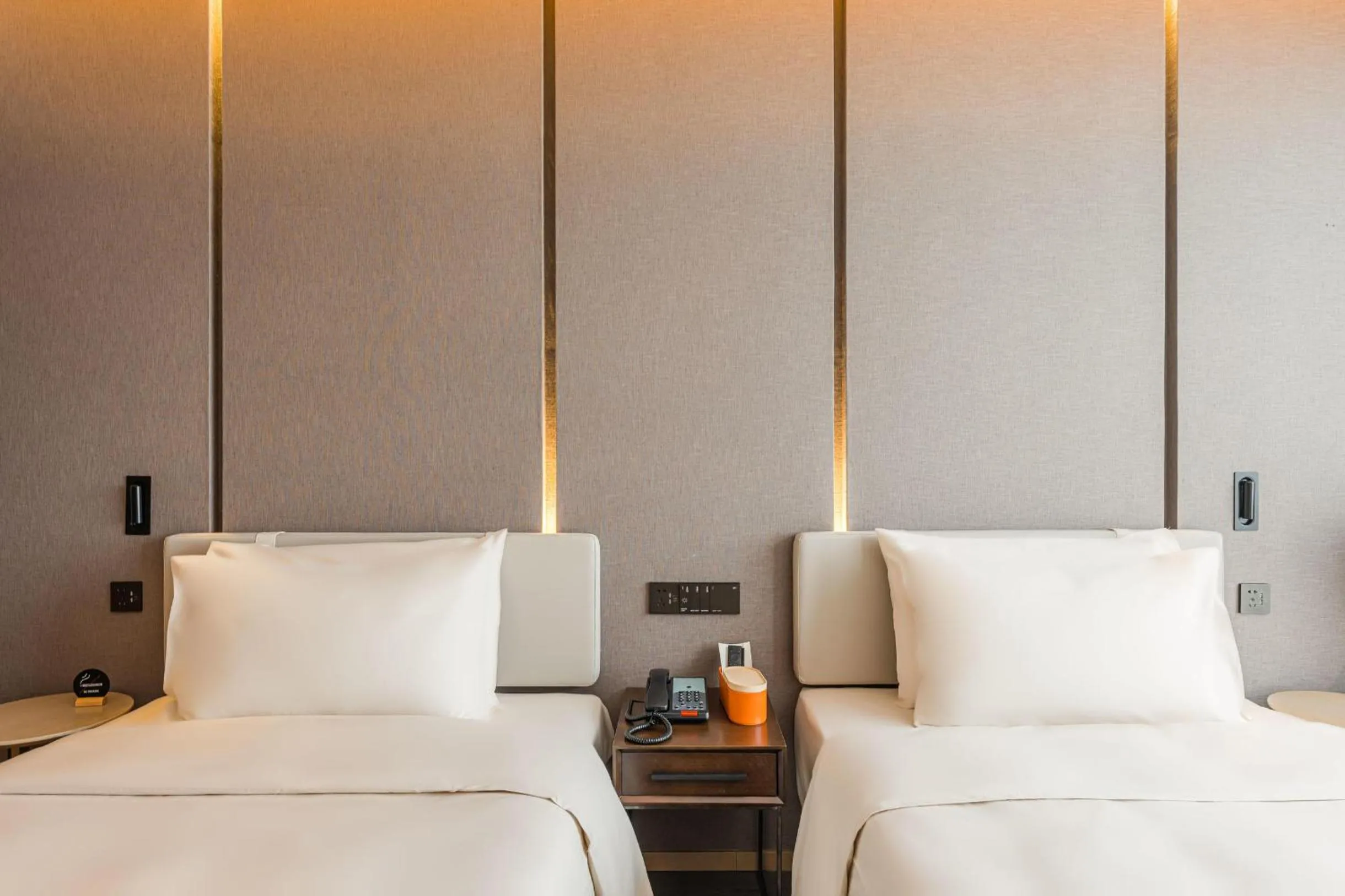 Atour Hotel Tianjin Binhai High Speed Railway Station