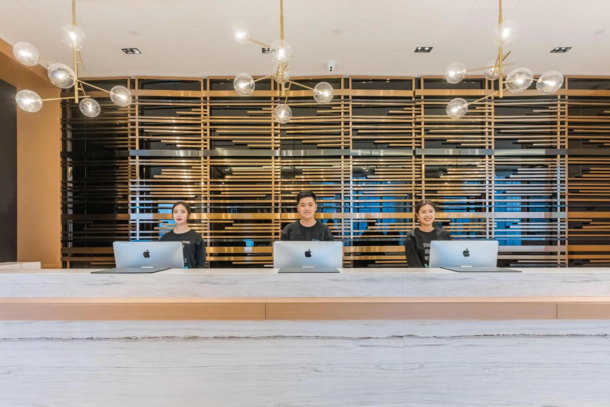 Atour Hotel Tianjin Binhai High Speed Railway Station