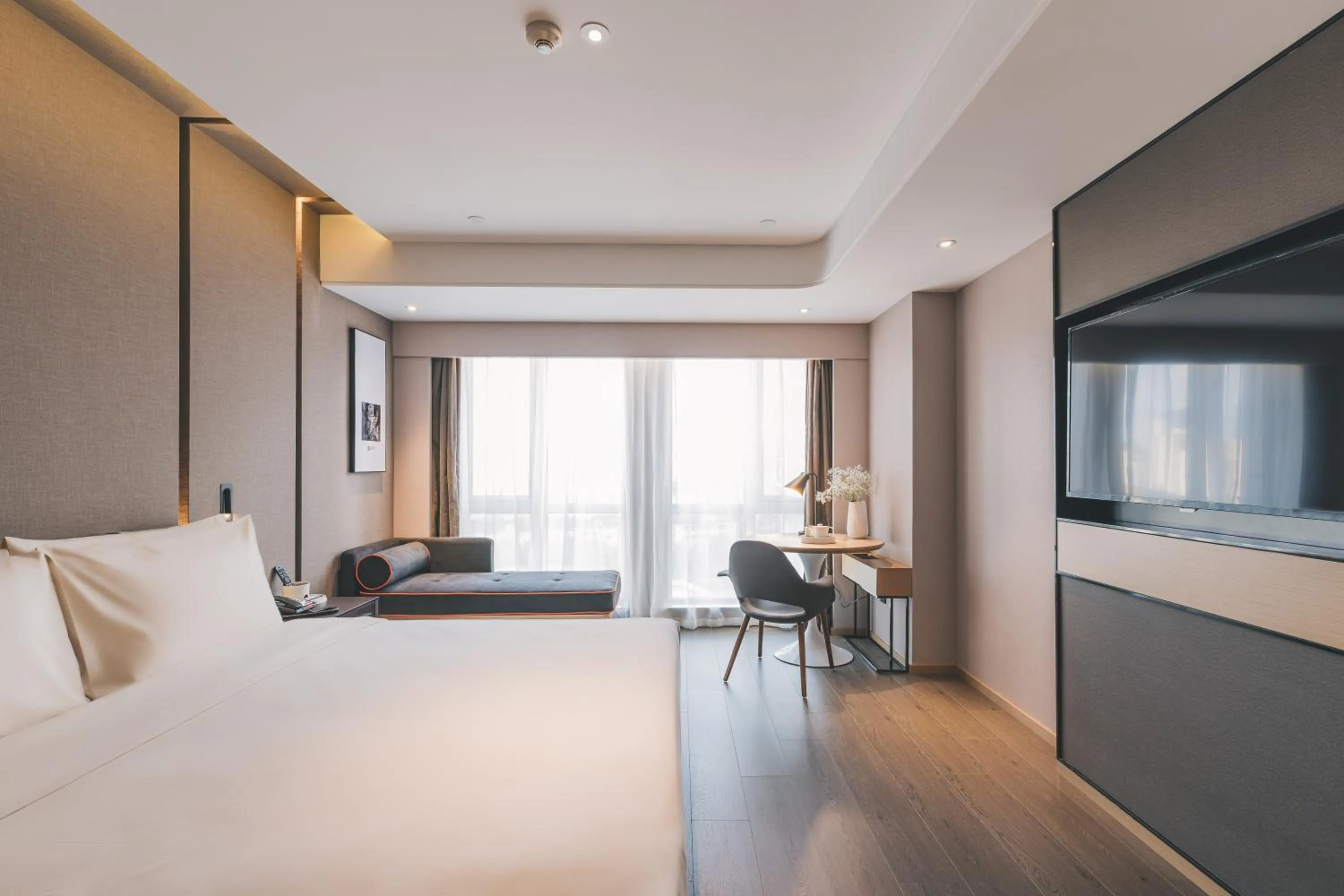 Bed in Atour S Hotel Shanghai Xujiahui Tianyaoqiao