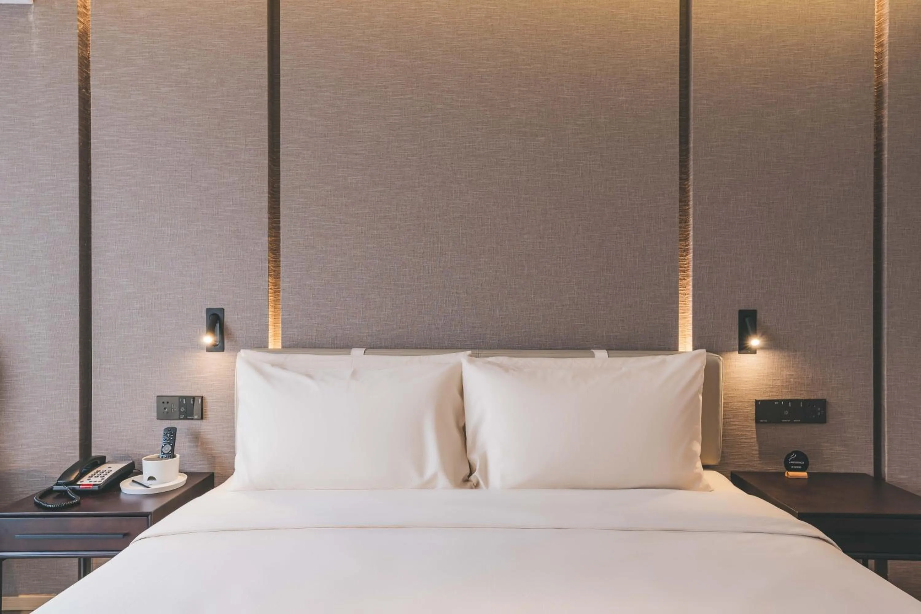 Bed in Atour S Hotel Shanghai Xujiahui Tianyaoqiao