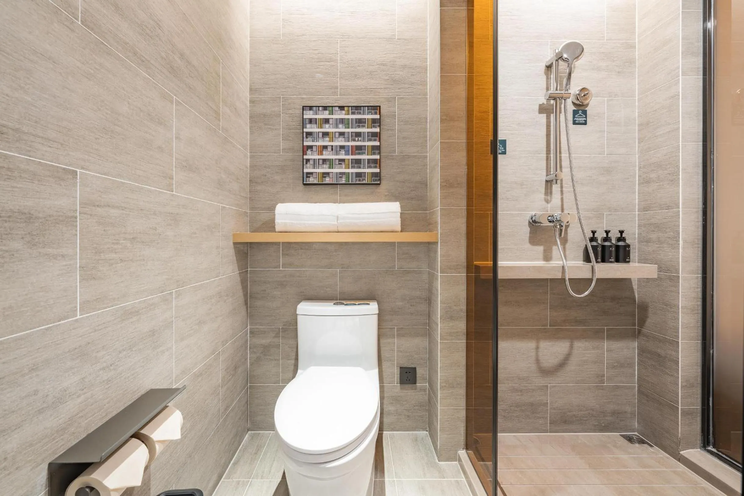Shower in Atour Hotel Shanghai Pudong Airport Chuansha Station