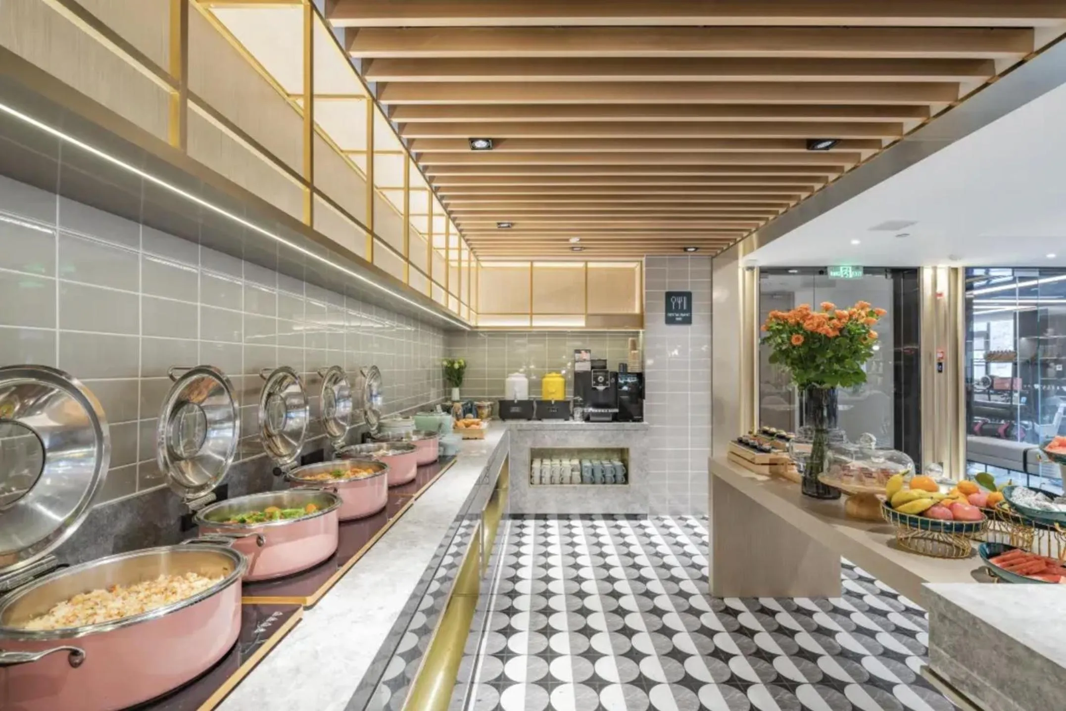 Breakfast in Atour Hotel Shanghai Pudong Airport Chuansha Station