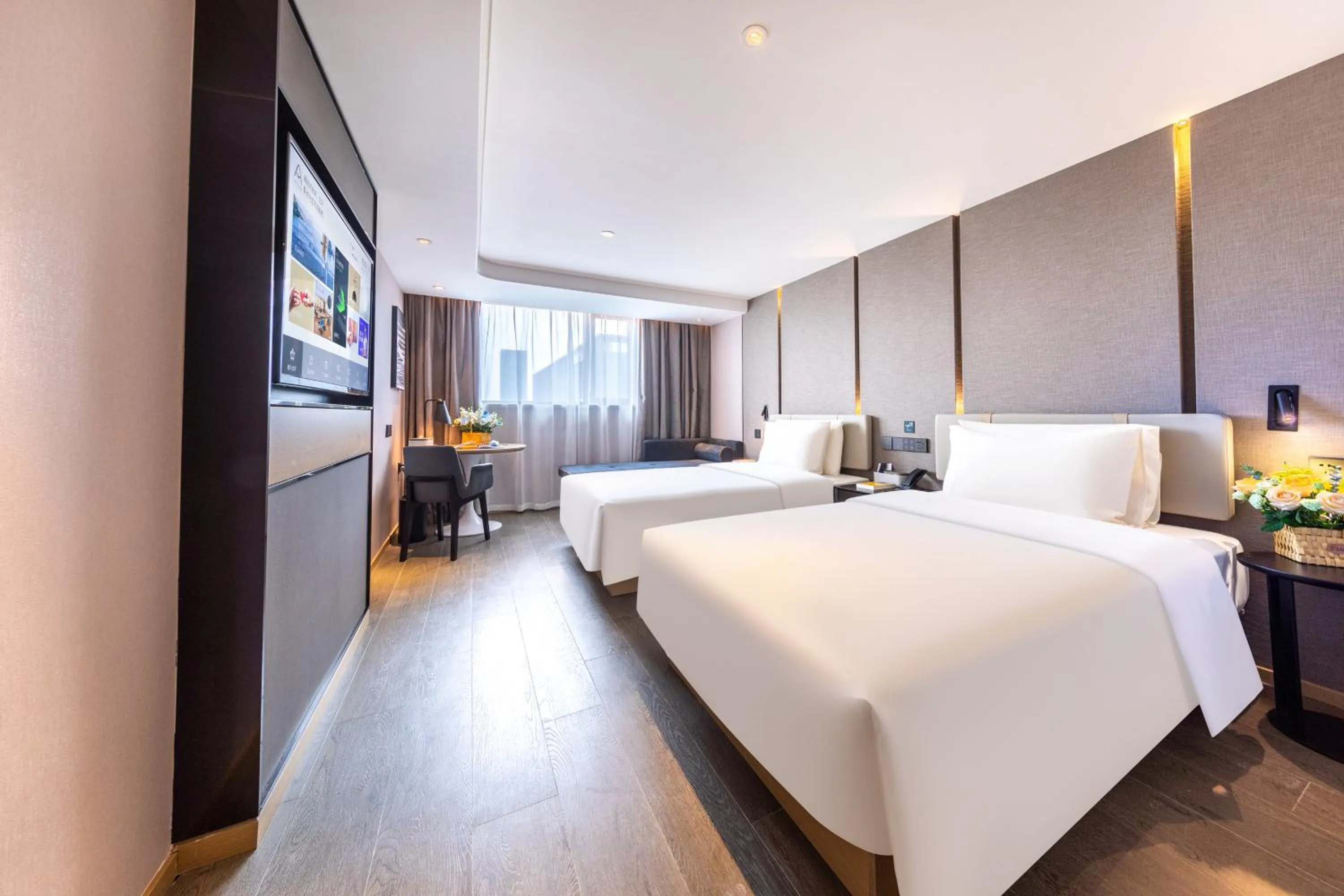 Bedroom, Bed in Atour Hotel Shanghai Xinzhuang CBD
