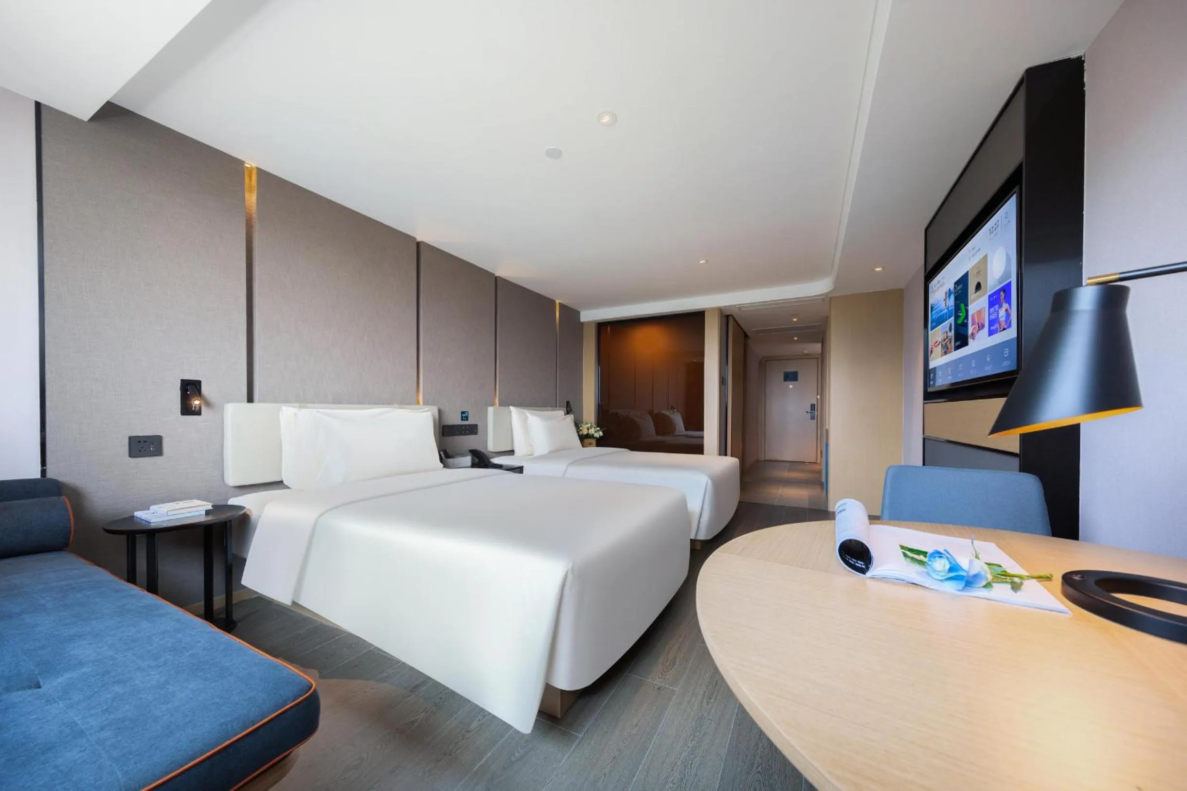 Bed in Atour Hotel Shanghai Xinzhuang CBD