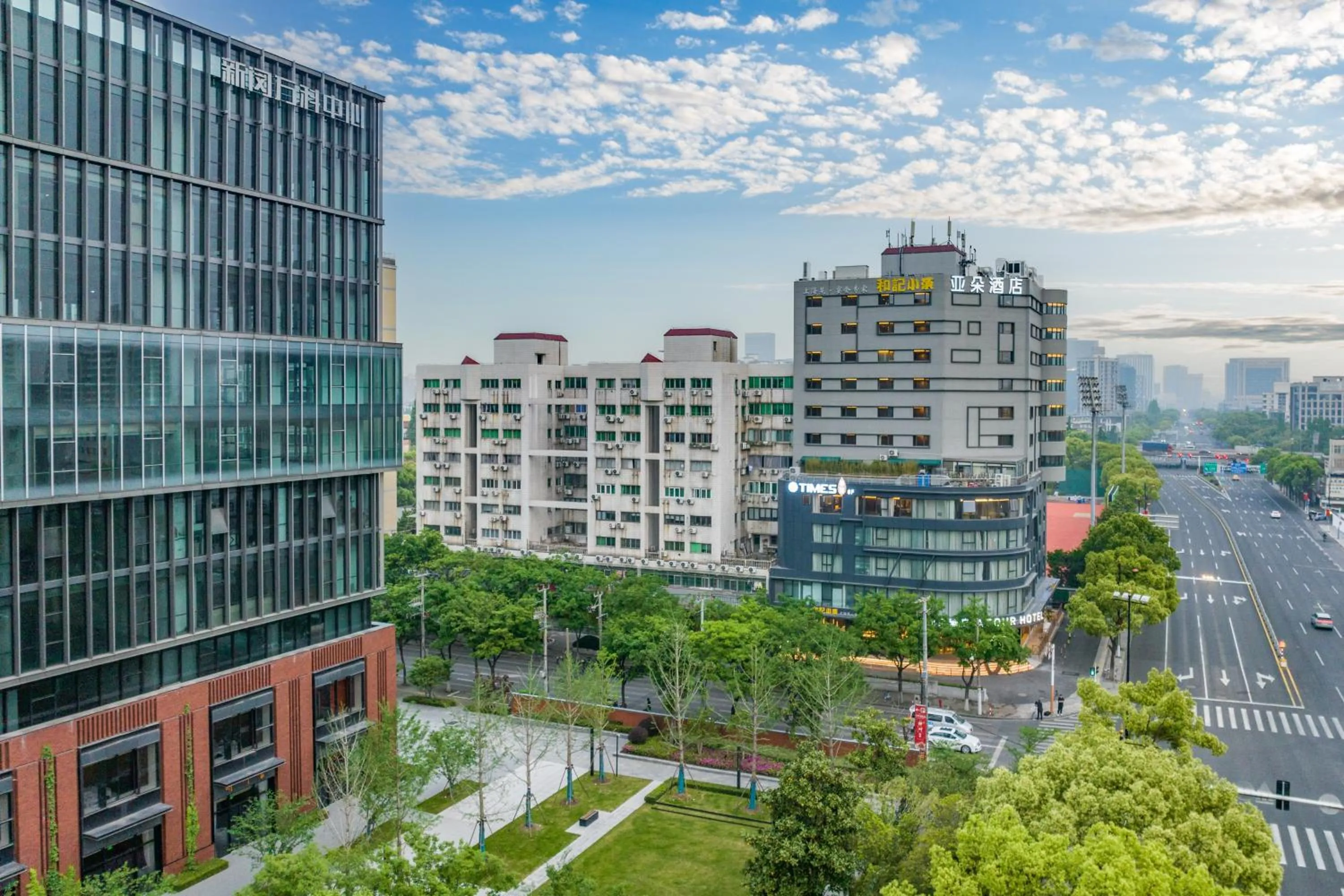 Property building in Atour Hotel Shanghai Xinzhuang CBD