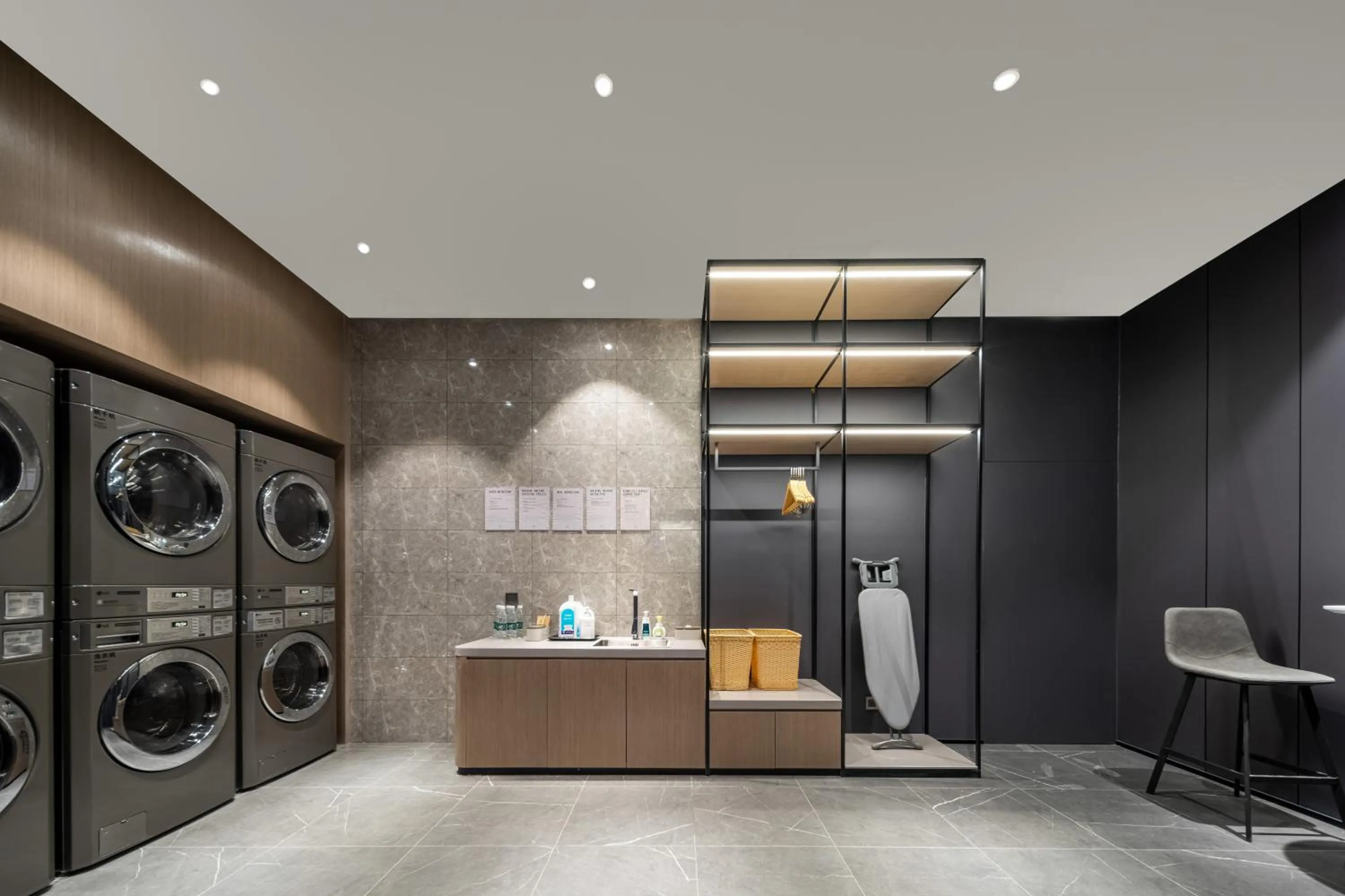 washing machine in Atour X Hotel Shanghai International Tourism and Resort Safari Park