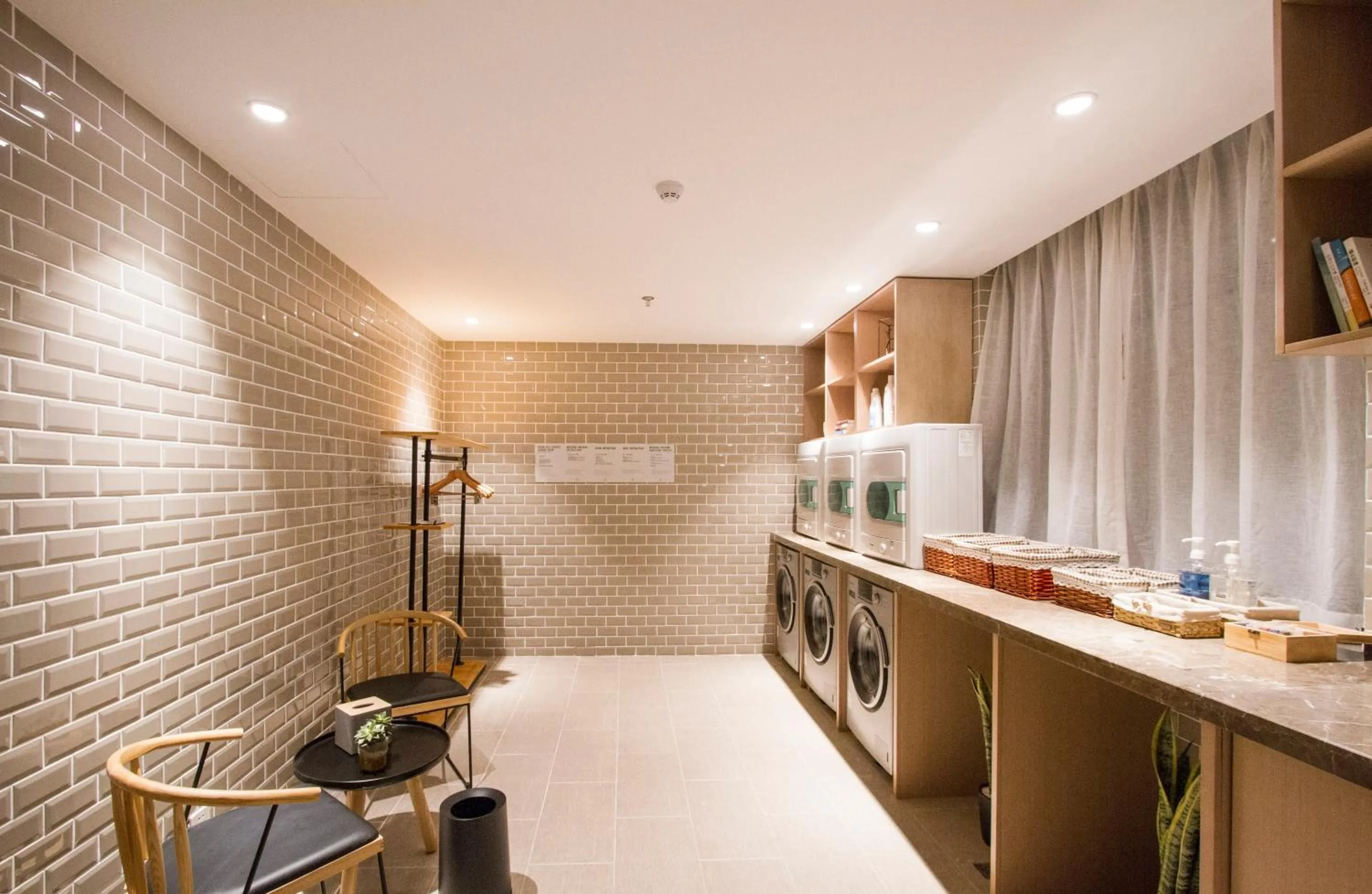 Atour Hotel Dalian Zhongshan Square