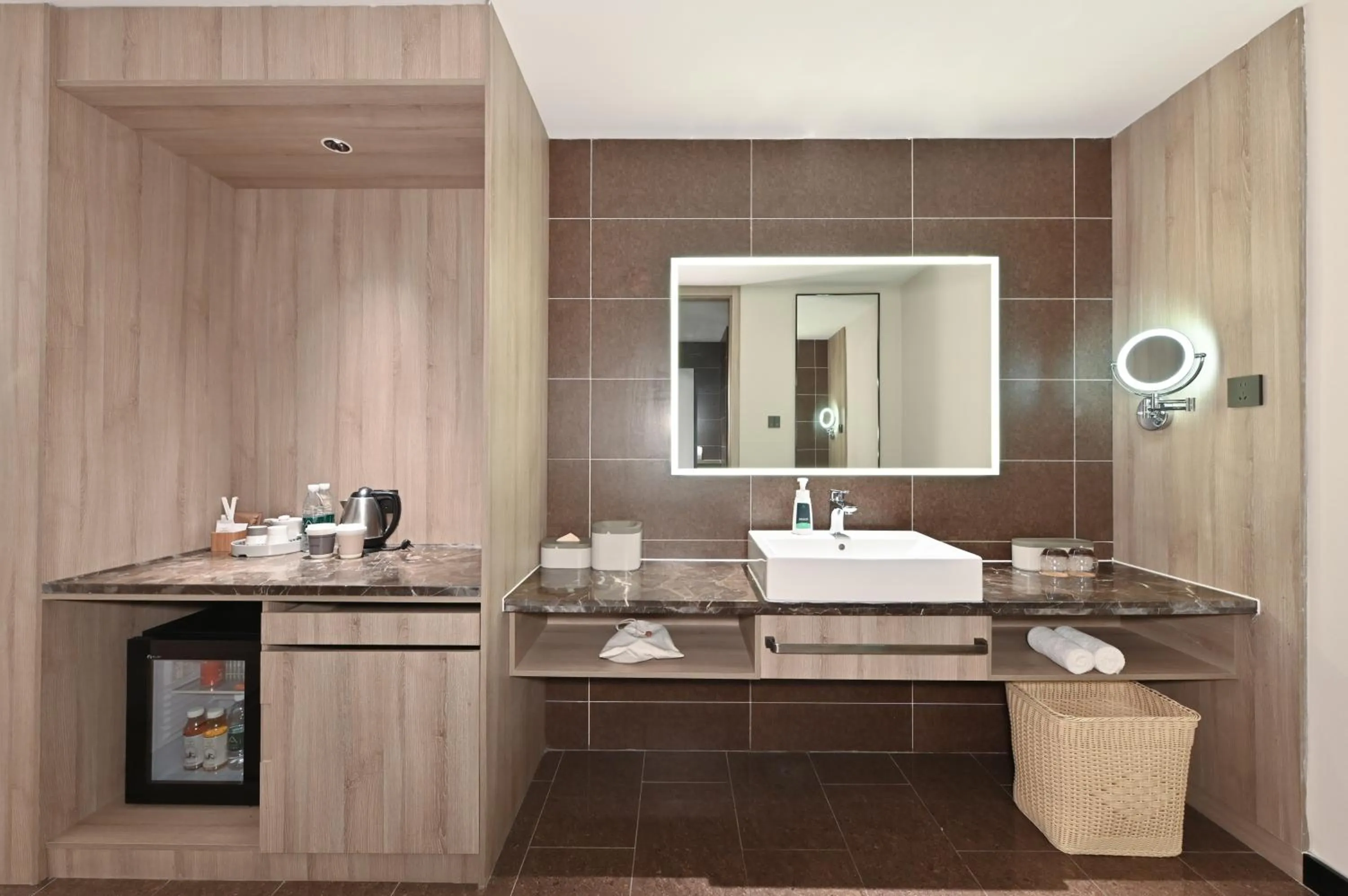 Atour Hotel Dalian Zhongshan Square