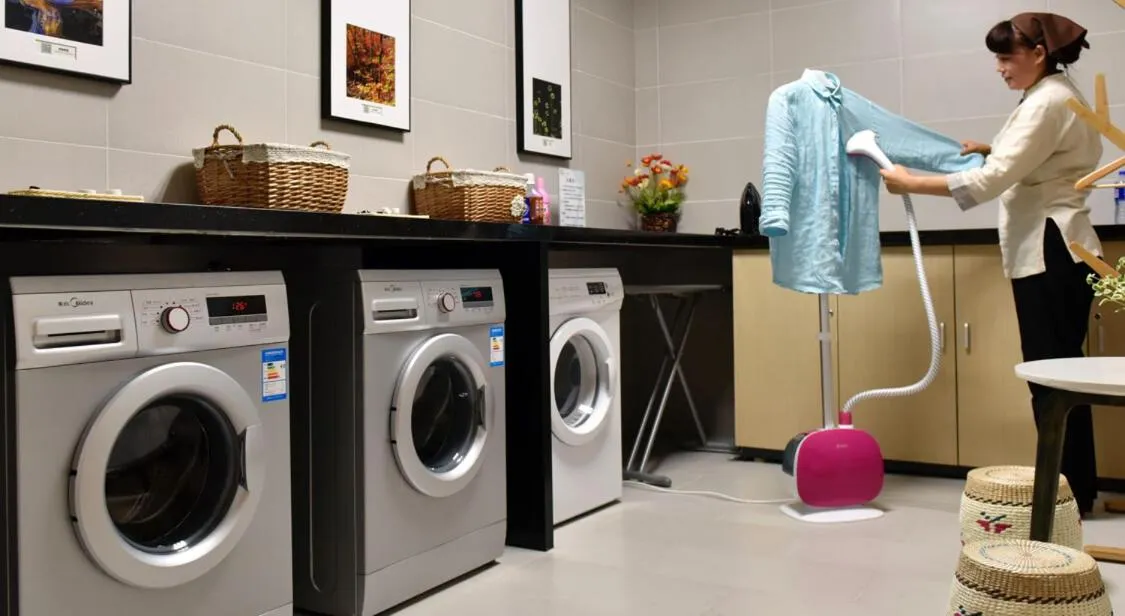 Atour Hotel Dalian Zhongshan Square