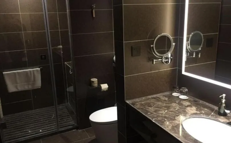 Atour Hotel Dalian Zhongshan Square