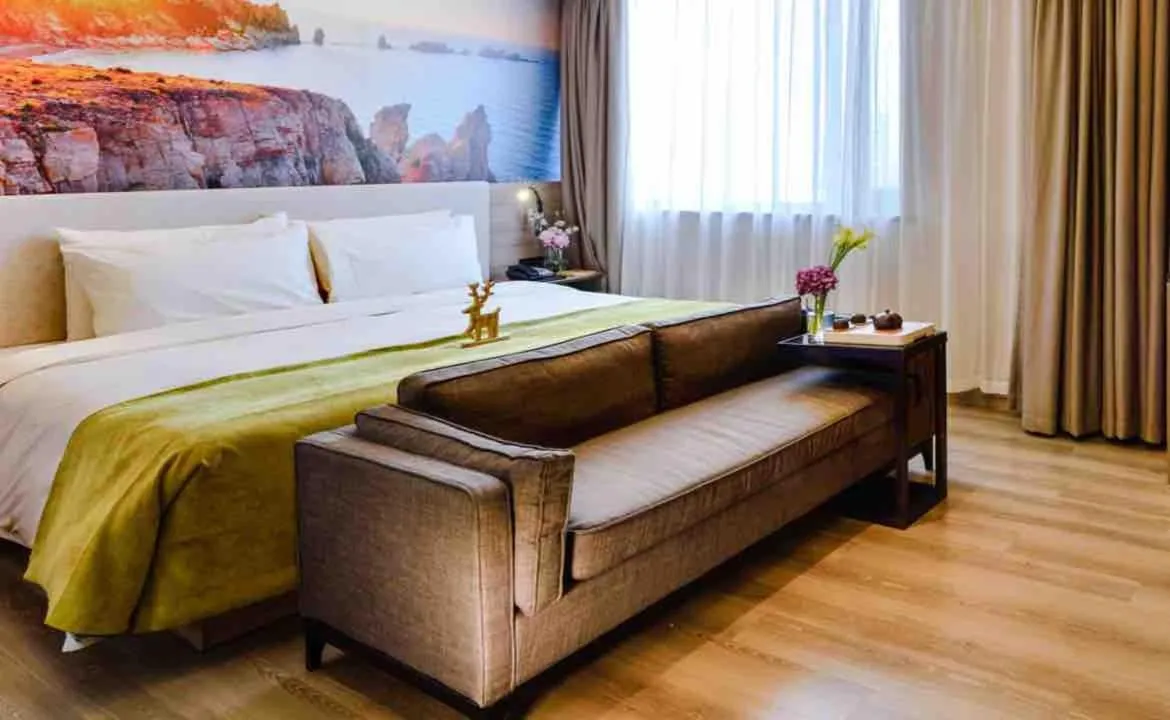 Bed in Atour Hotel Dalian Zhongshan Square