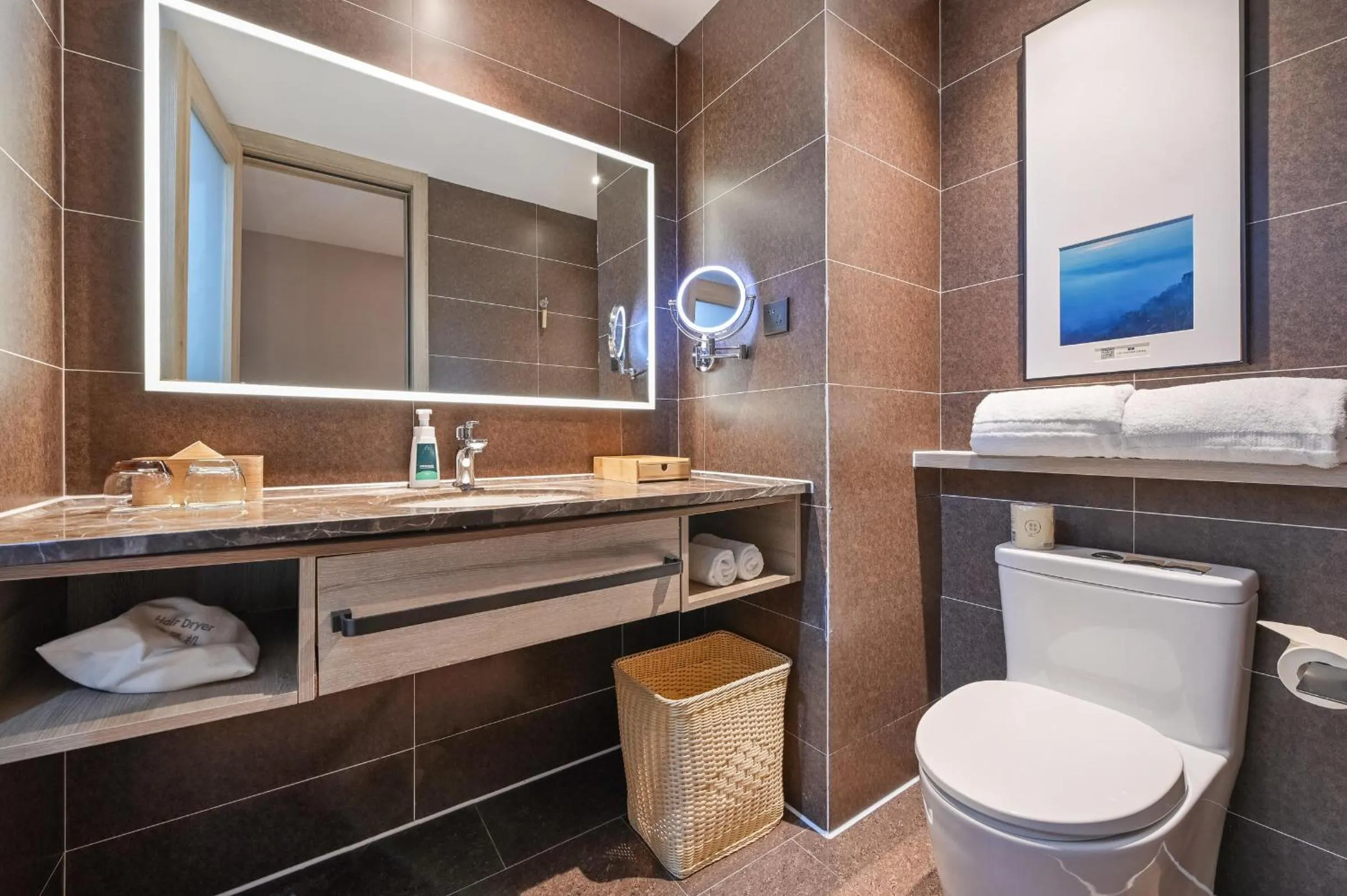 Atour Hotel Dalian Zhongshan Square