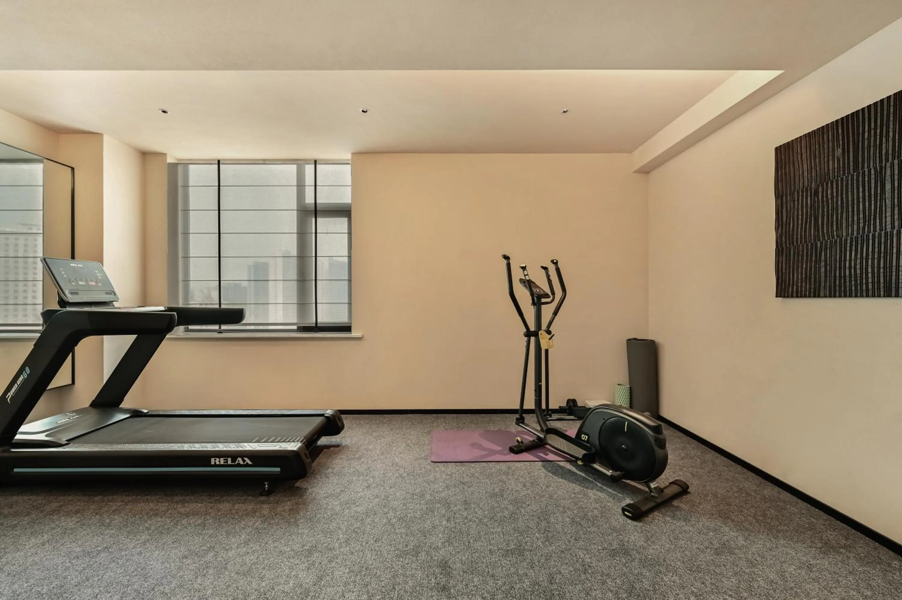 Fitness centre/facilities in Atour Hotel Dalian Zhongshan Square