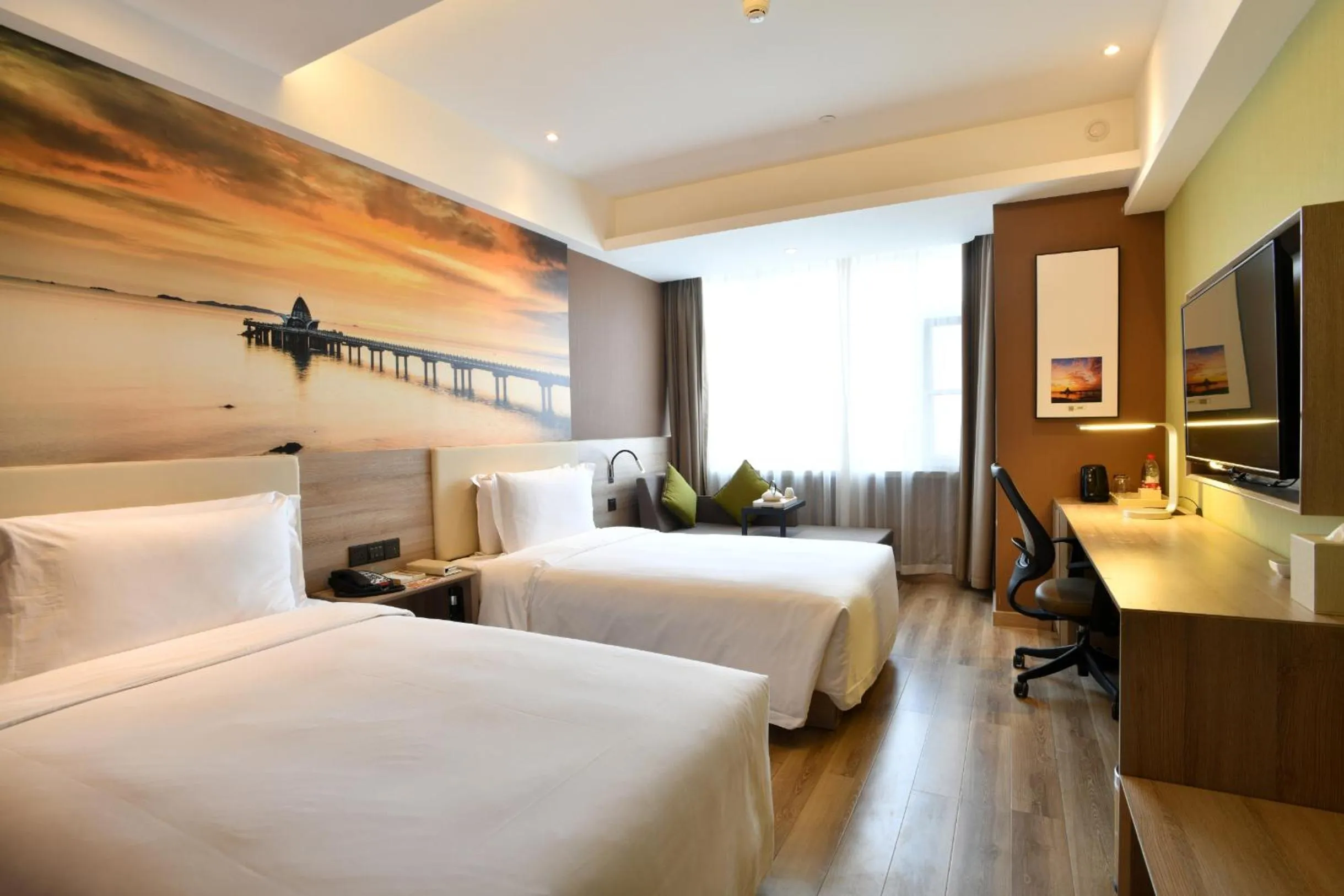 Atour Hotel Yantai Golden Beach
