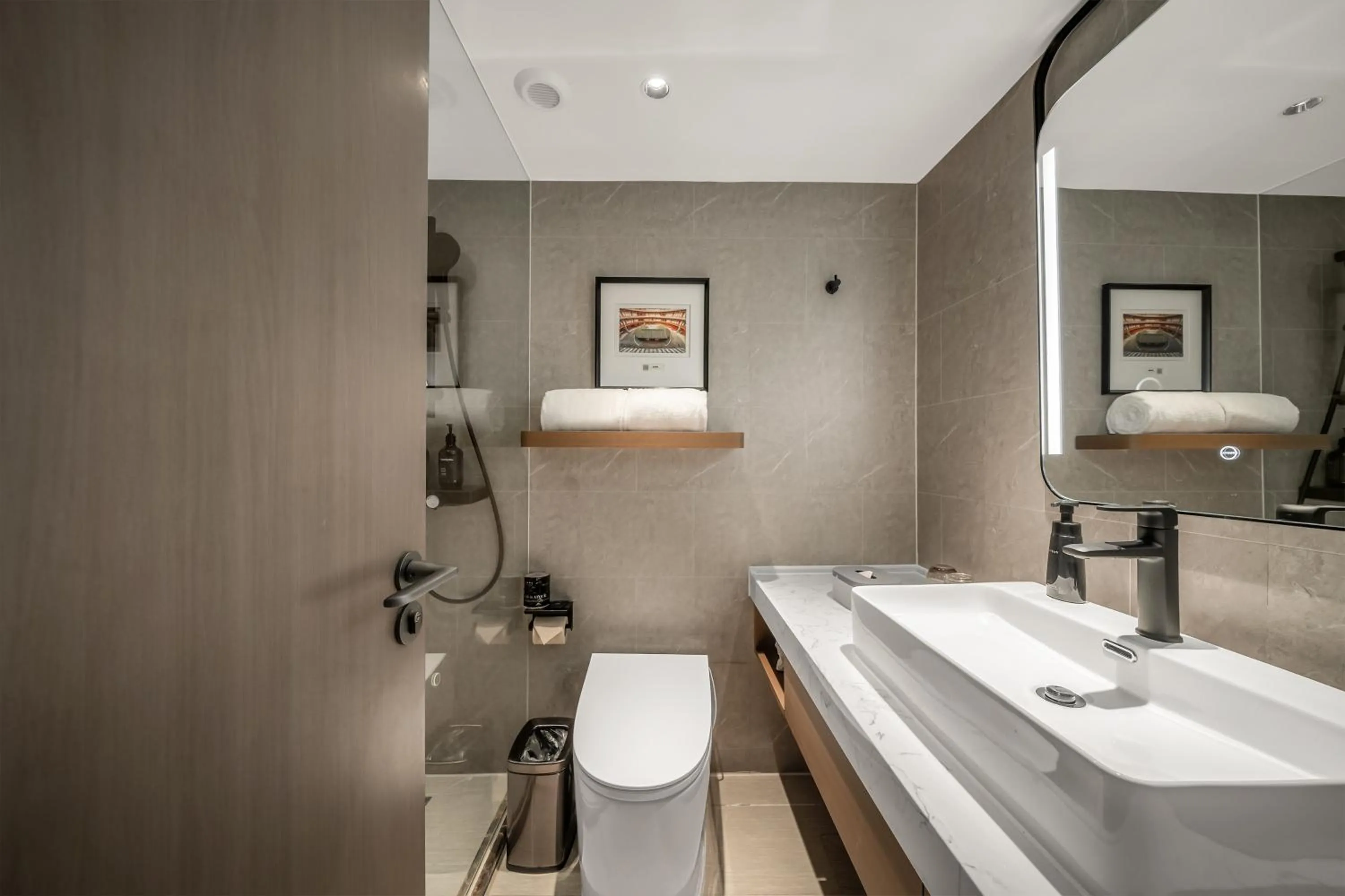 Shower in Atour Hotel Chengdu Taikoo Li Riverside