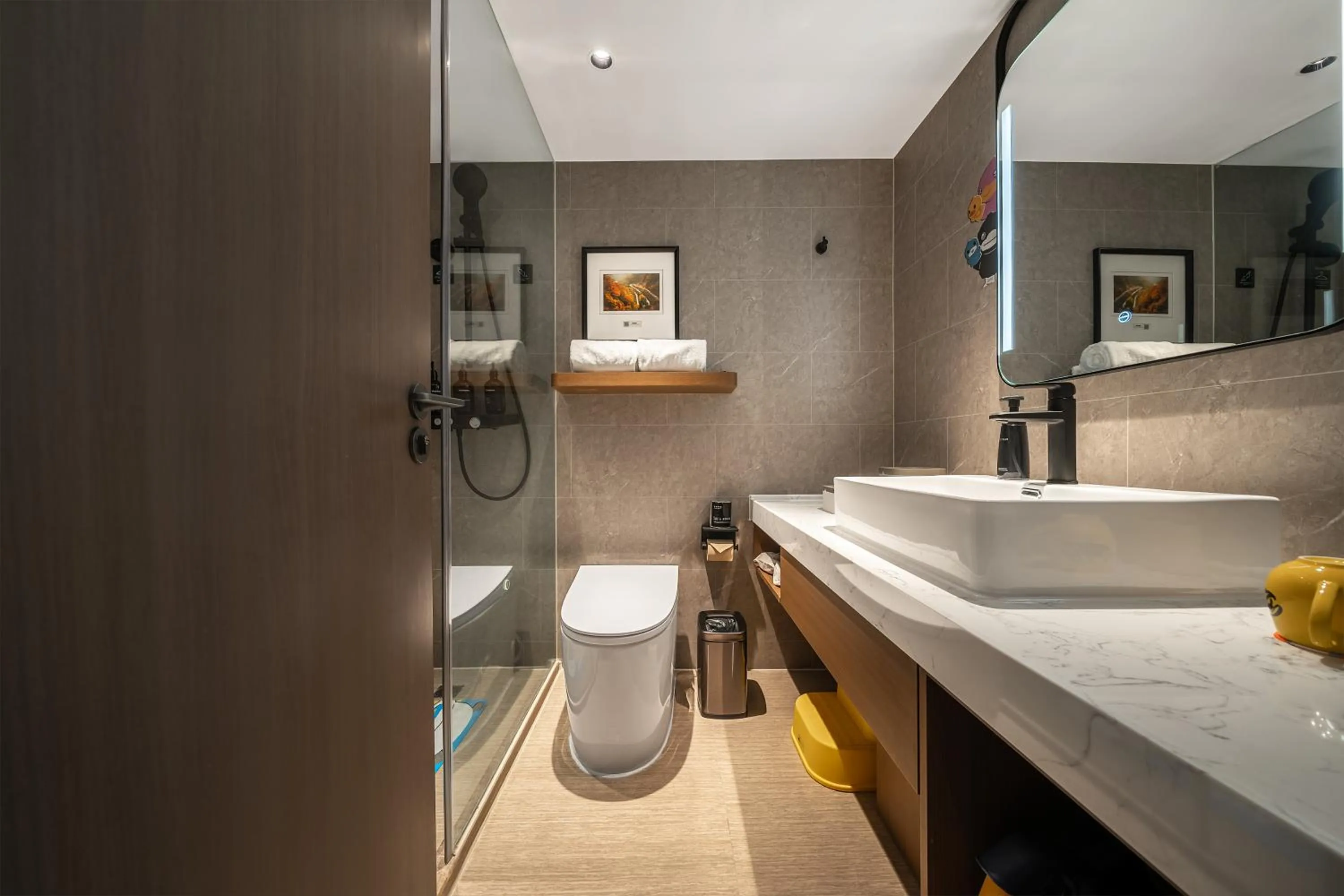 Shower in Atour Hotel Chengdu Taikoo Li Riverside