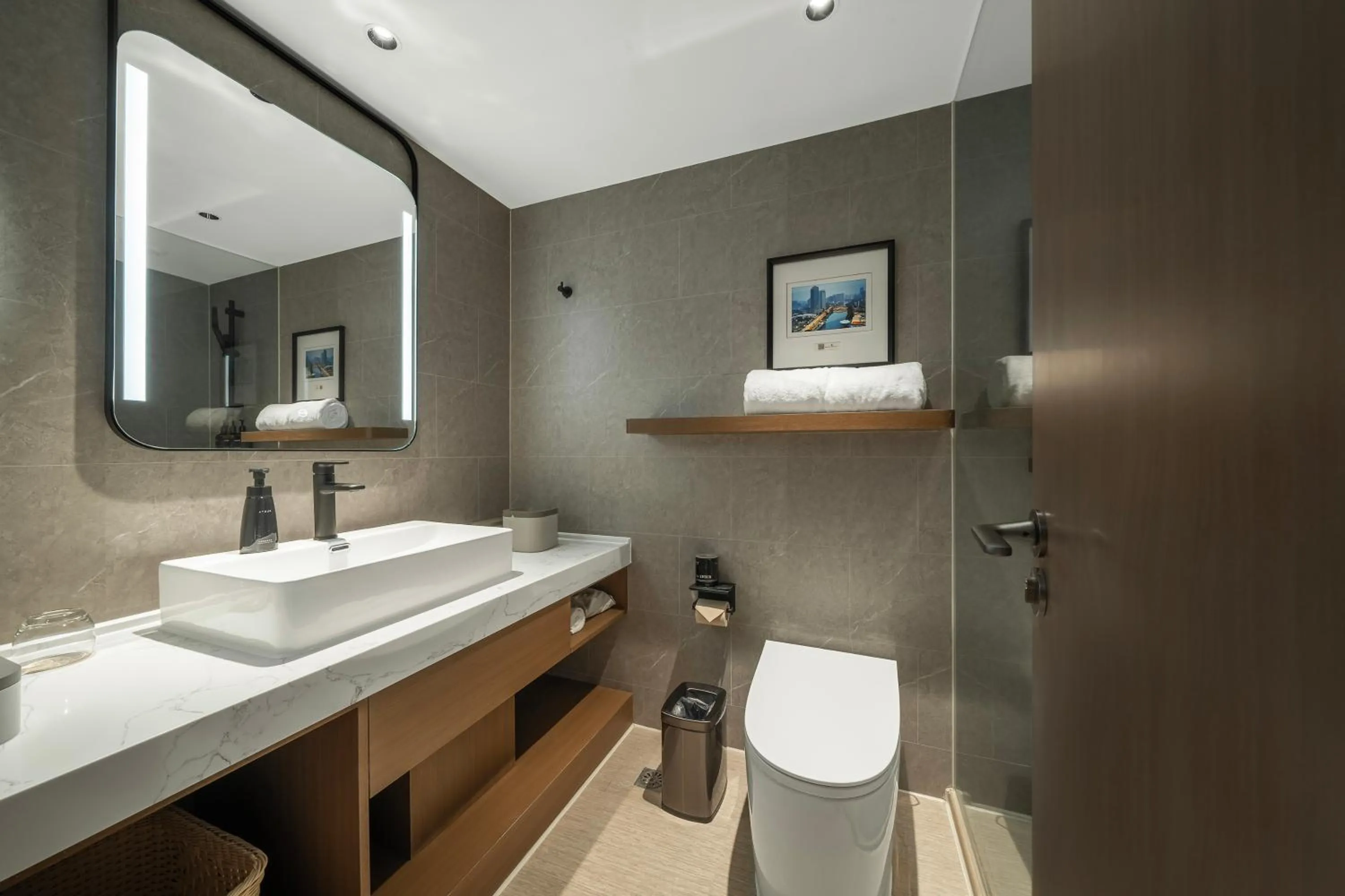 Toilet in Atour Hotel Chengdu Taikoo Li Riverside