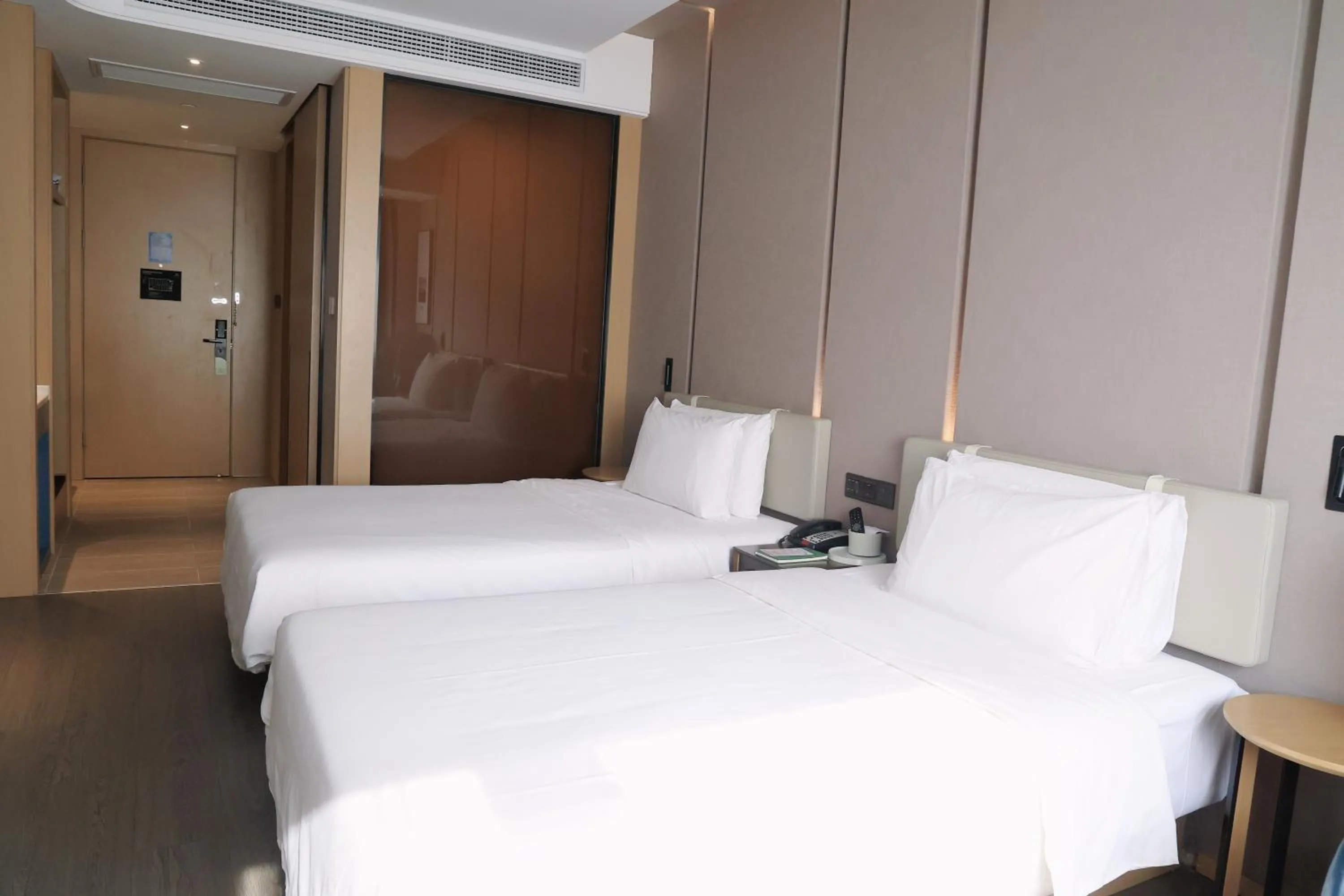 Atour Hotel Shanghai Xianxia