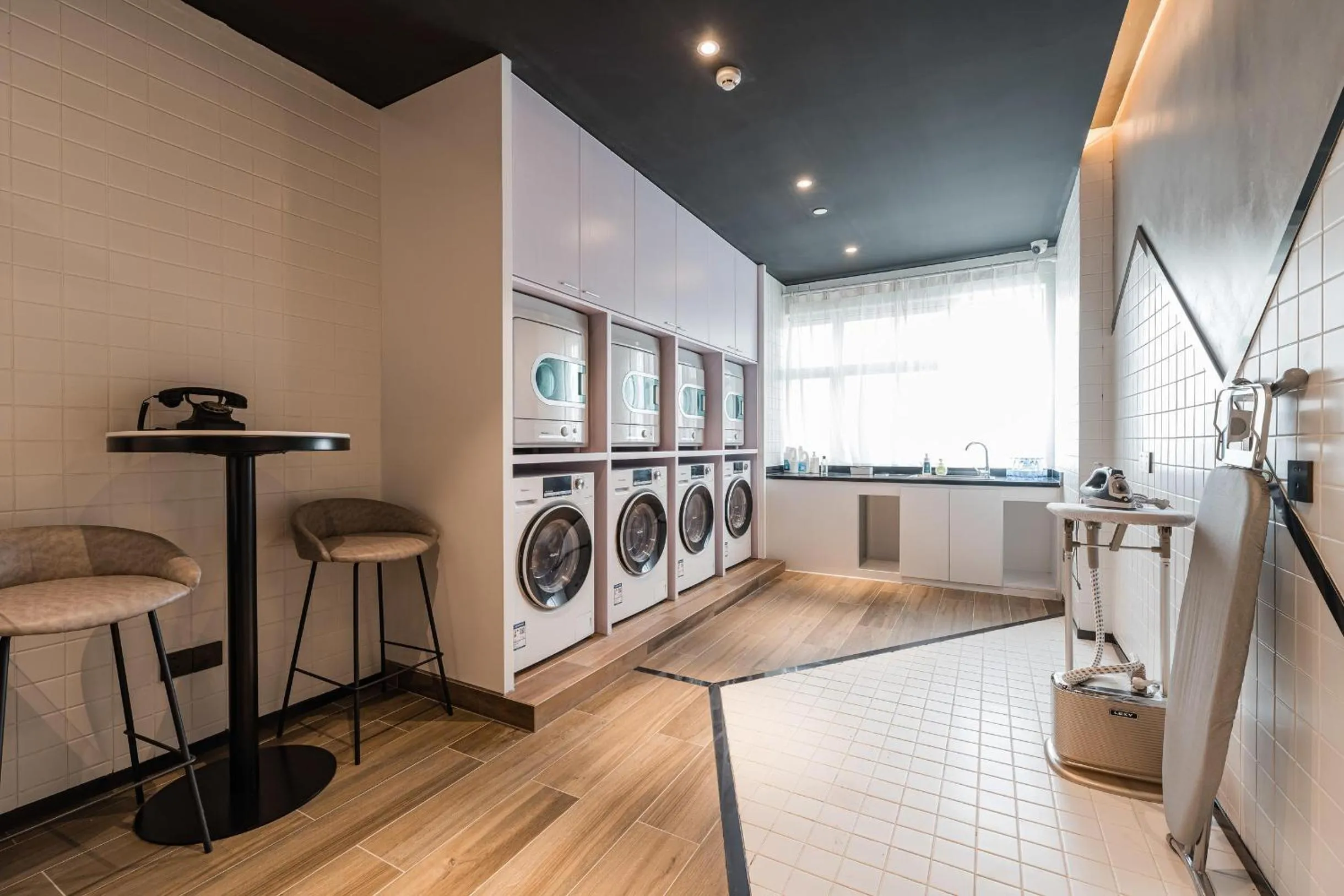 Atour Hotel Ningbo Gulou Tianyige