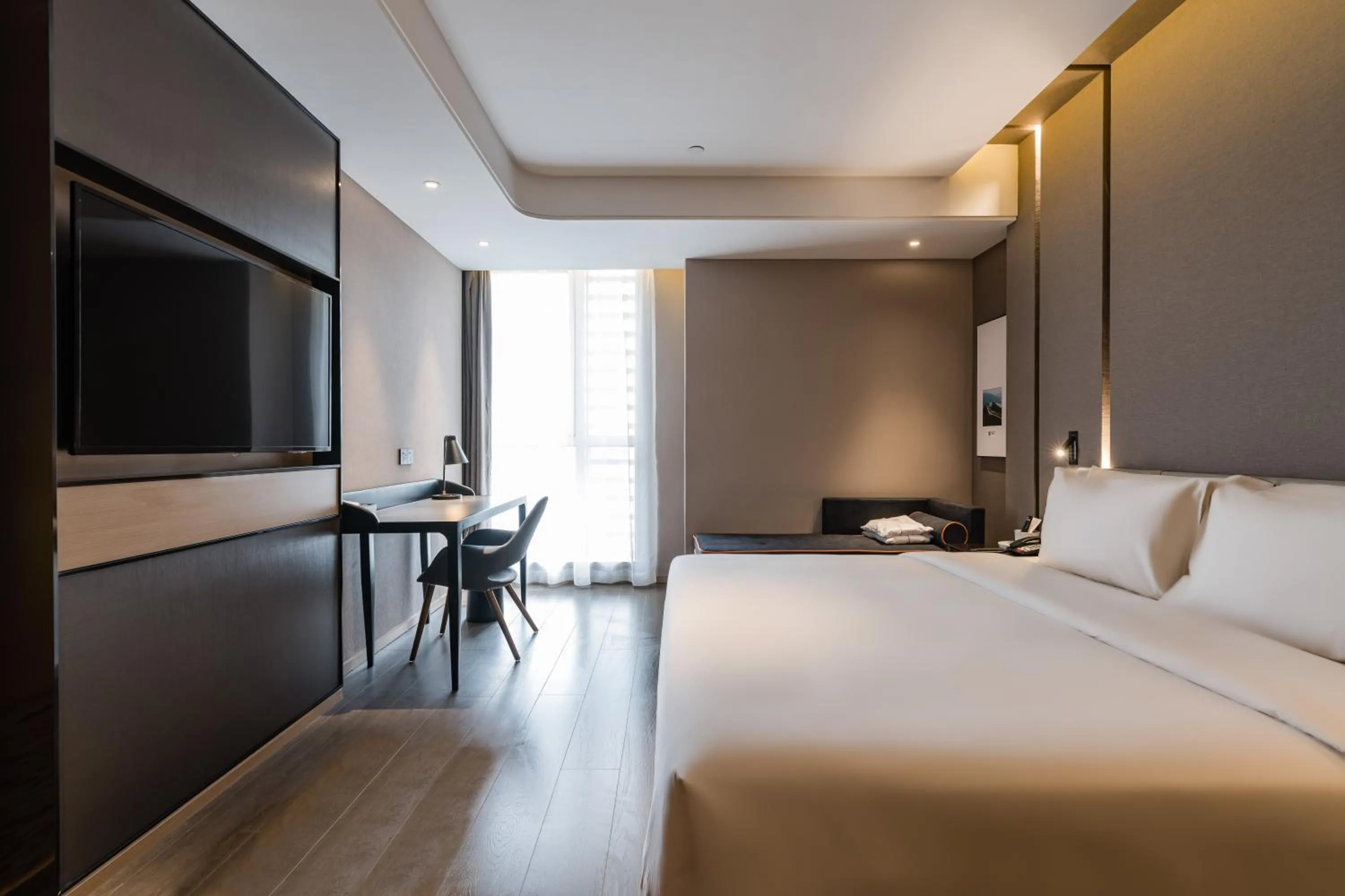 Bed in Atour Hotel Ningbo Yinzhou Impression City
