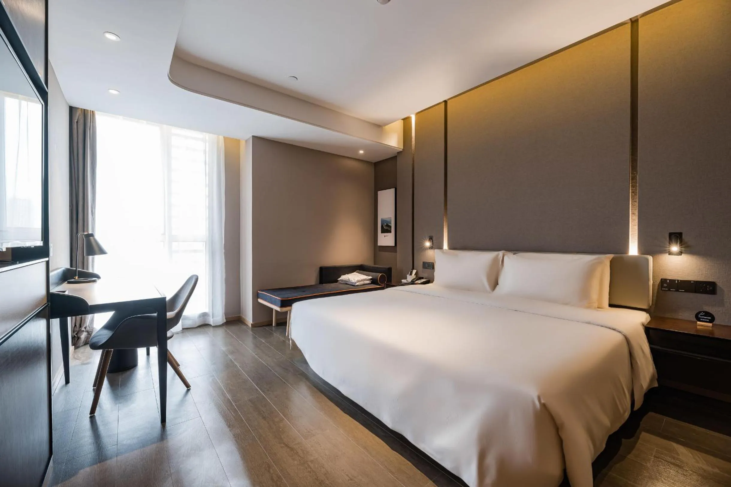Bed in Atour Hotel Ningbo Yinzhou Impression City