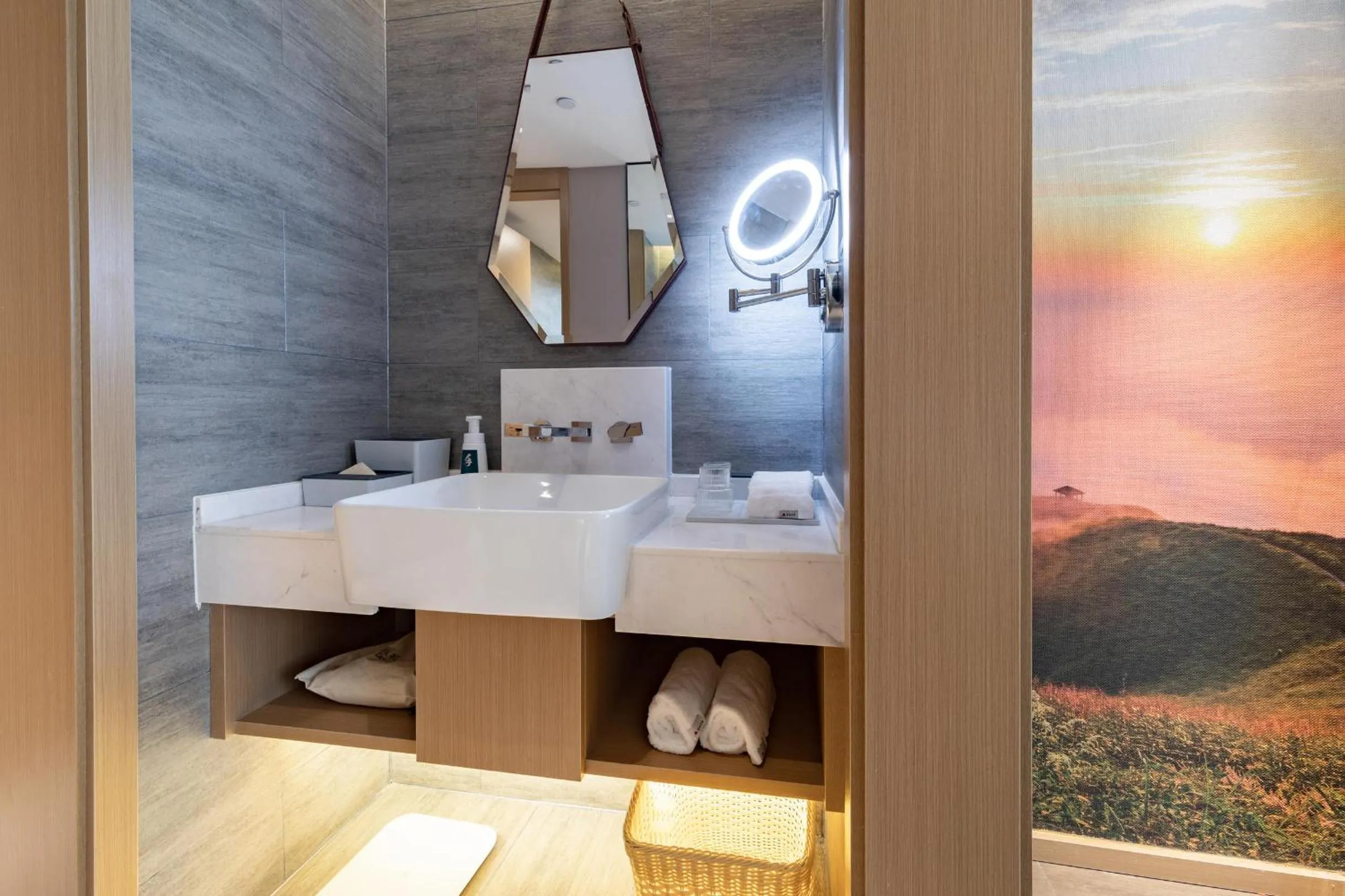 Atour Hotel Yichun Administrative Center