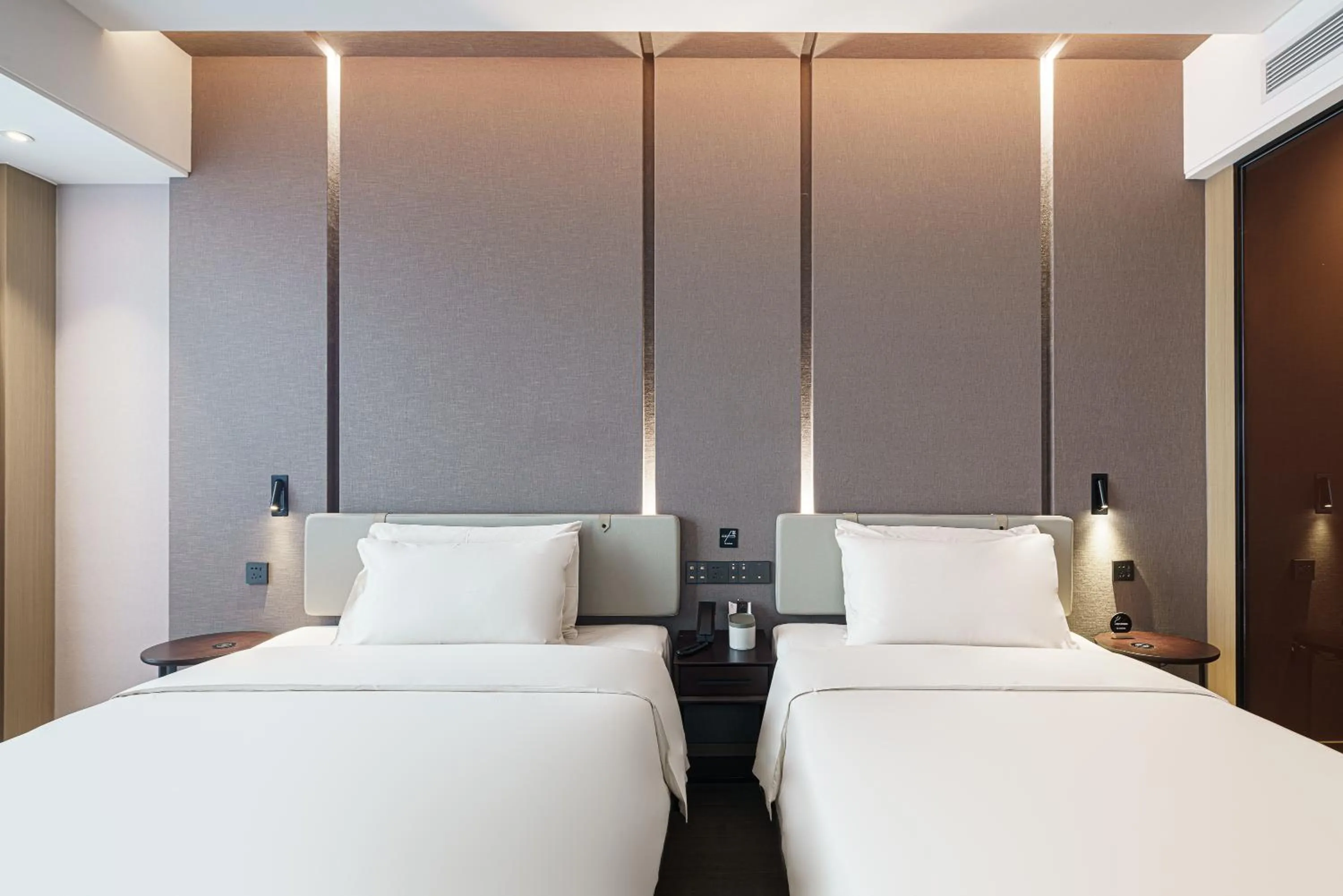 Bed in Atour Hotel Taian Taishan Scenic Area Pangu Tiandi