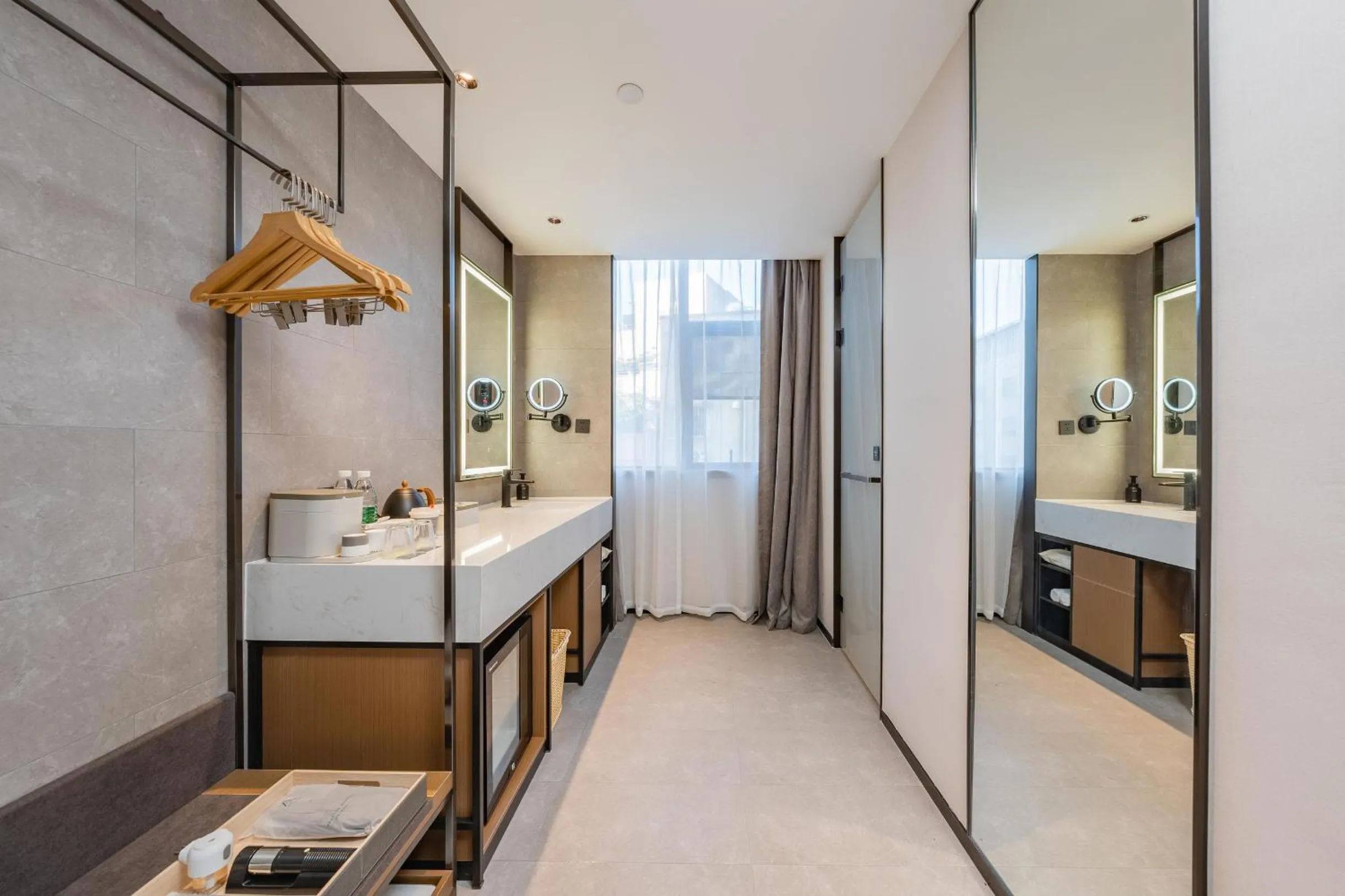 Bathroom in Atour Hotel Guangzhou Pazhou Exhibition Center Information Port-Free shuttle bus to Canton Fair