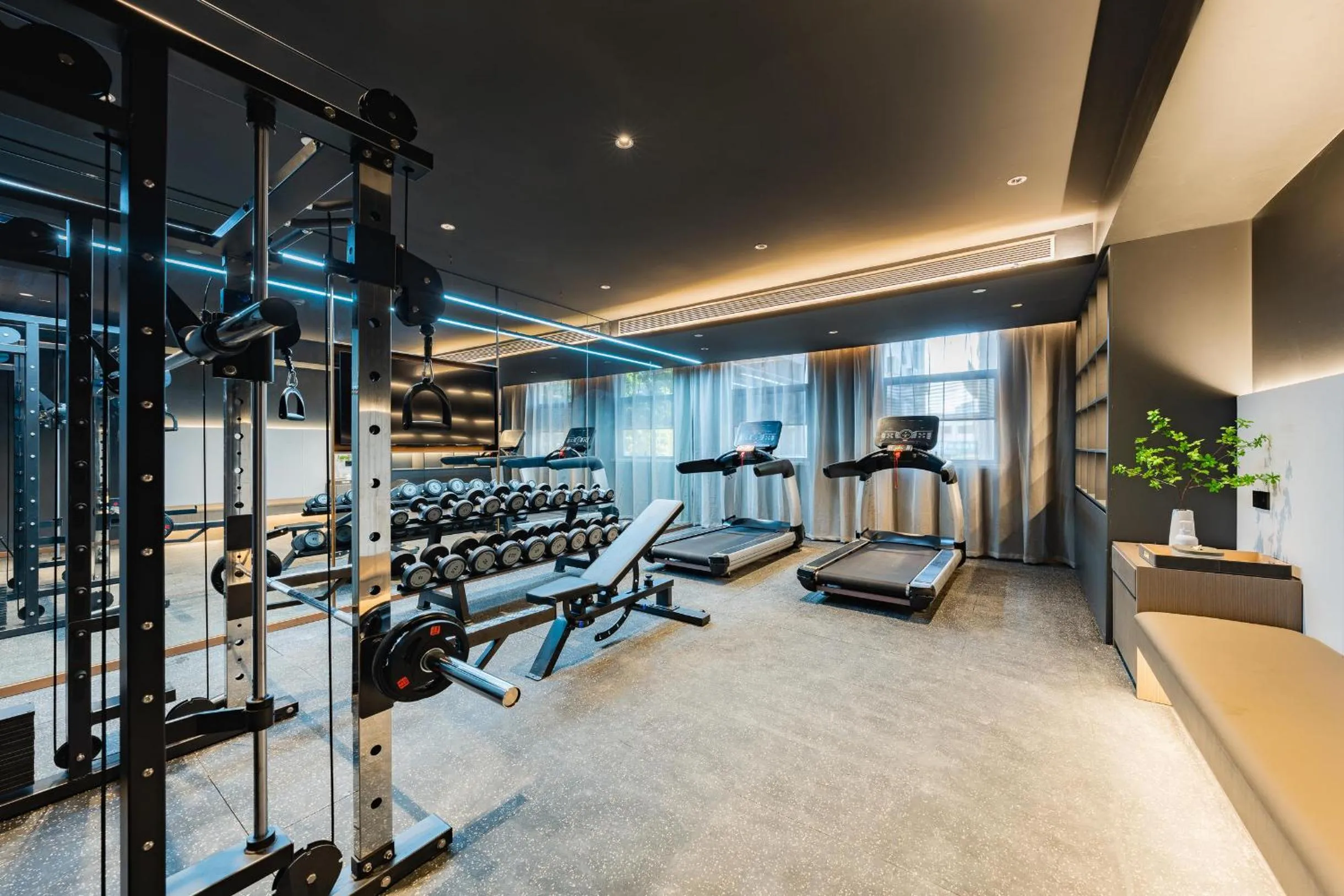 Fitness centre/facilities in Atour Hotel Guangzhou Pazhou Exhibition Center Information Port-Free shuttle bus to Canton Fair