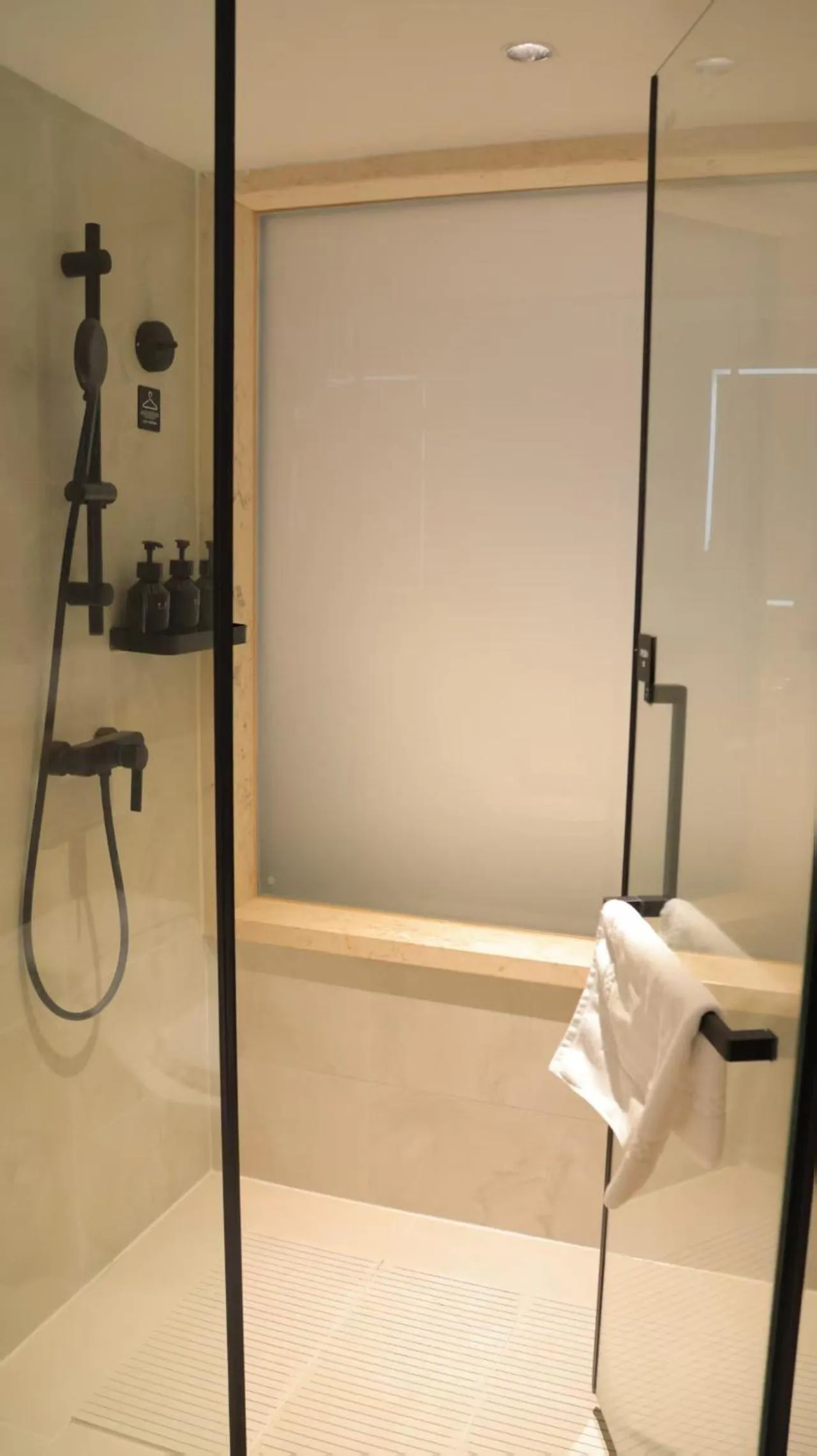 Bathroom in Atour X Hotel Guangzhou Baiyun International Airport Renhe Station