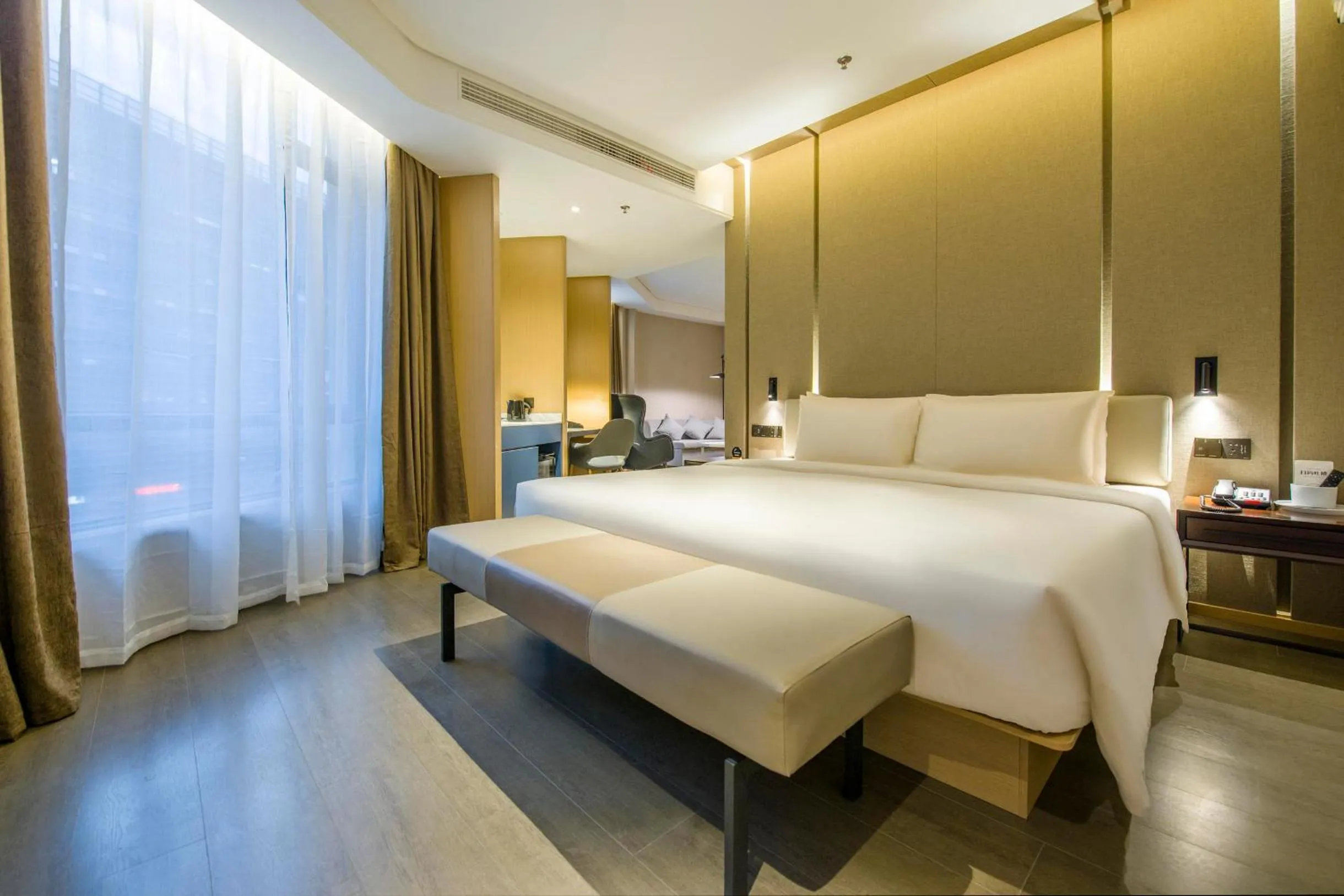 Bedroom, Bed in Atour Hotel Shenzhen Nanshan Shekou
