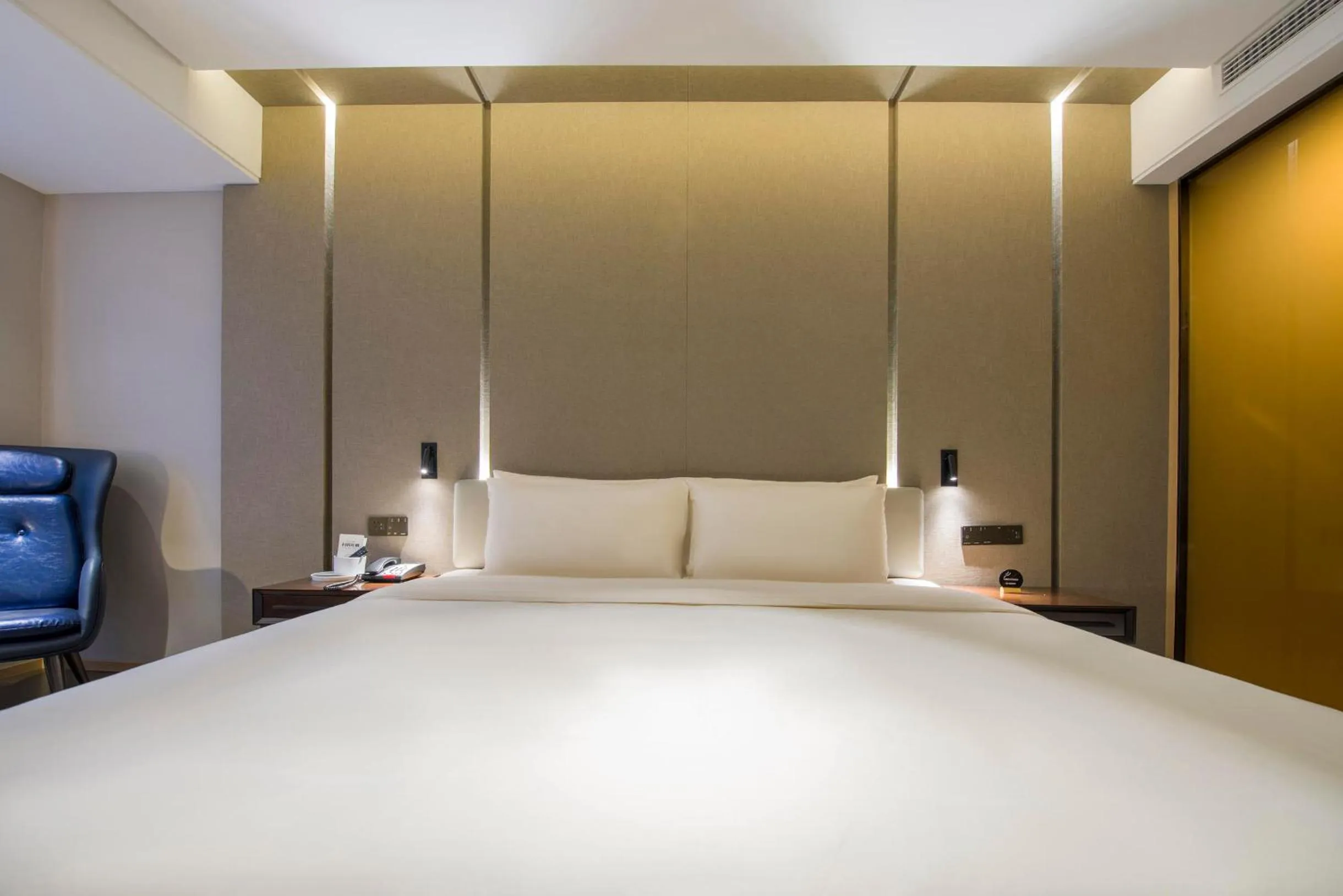 Bed in Atour Hotel Shenzhen Nanshan Shekou