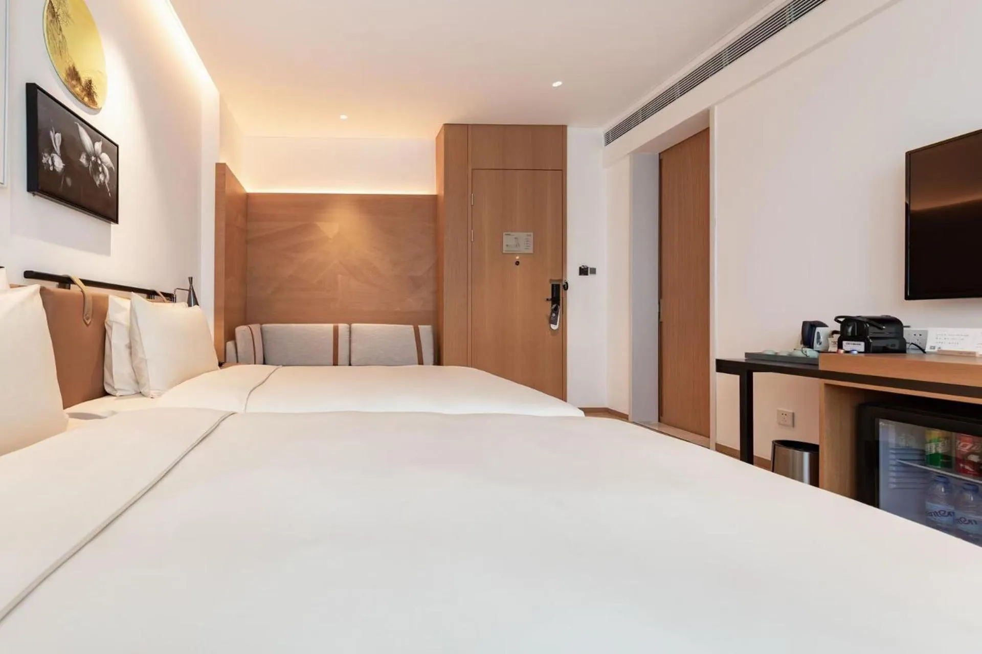 Bed in Atour Hotel Shenzhen Nanshan Vanke Yuncheng