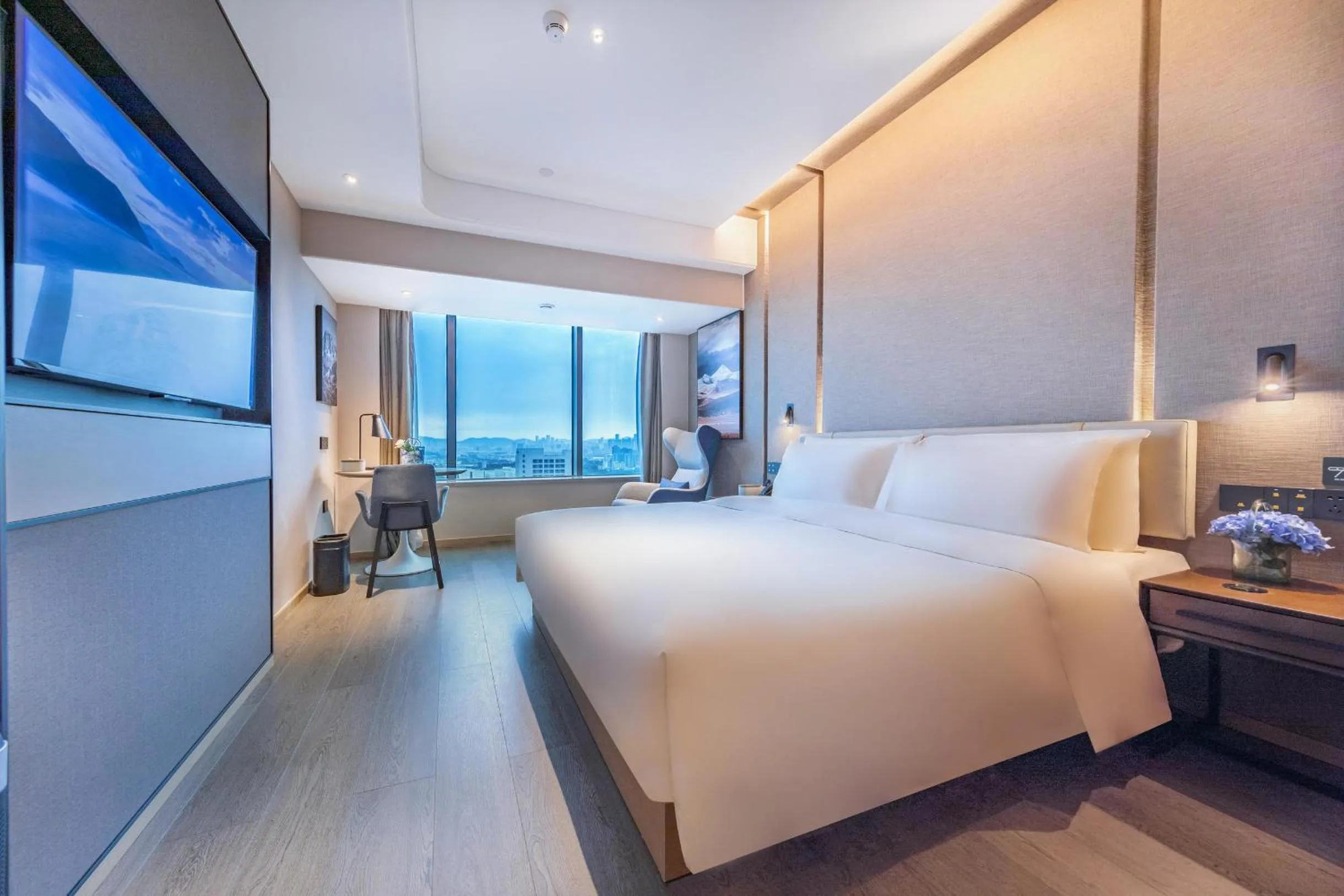 Bed in Atour Hotel Shenzhen Guanlan High Tech Park