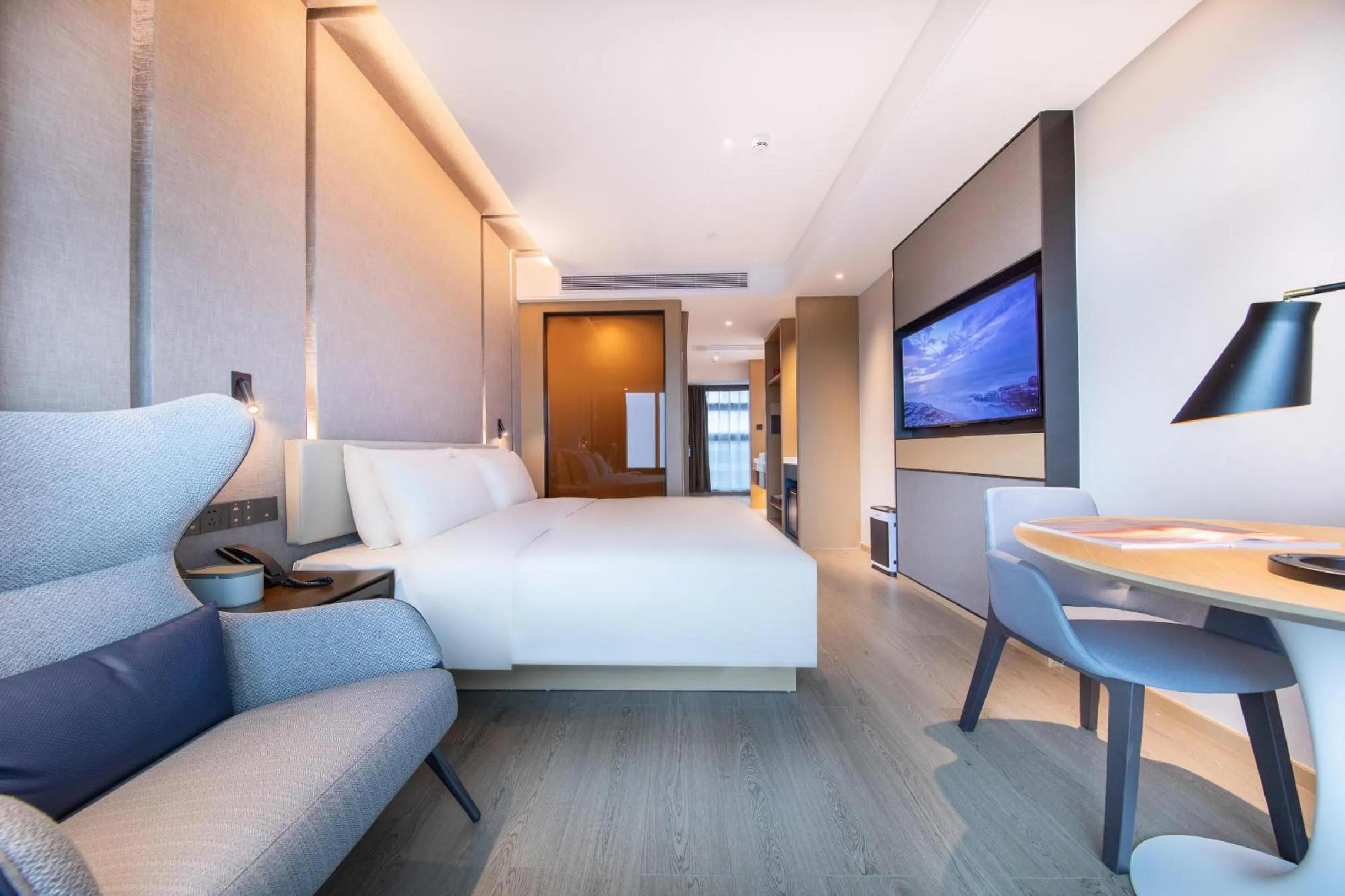 Bed in Atour Hotel Shenzhen Guanlan High Tech Park