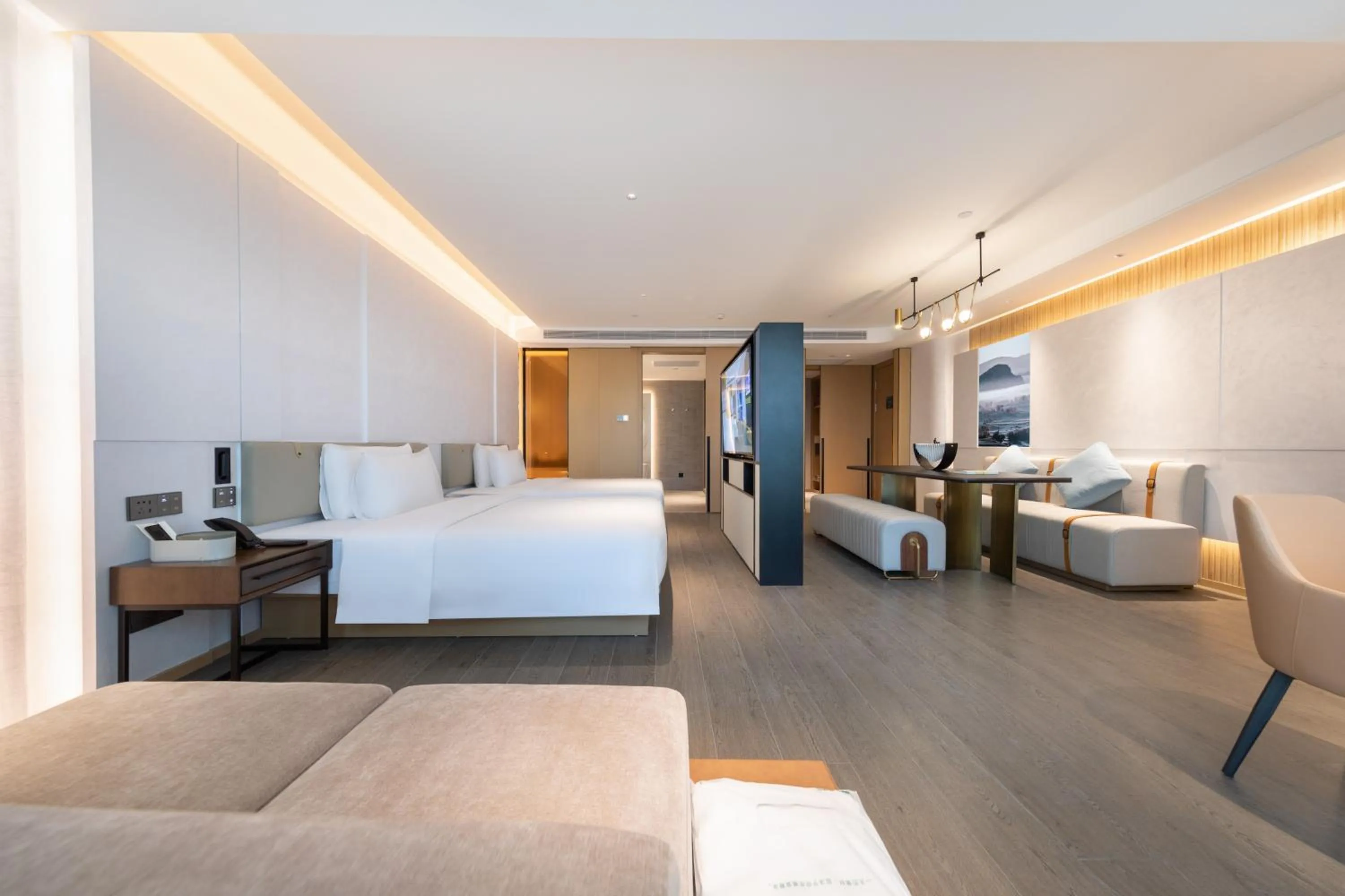 Bed in Atour Hotel Shenzhen Futian Xiangmi Lake