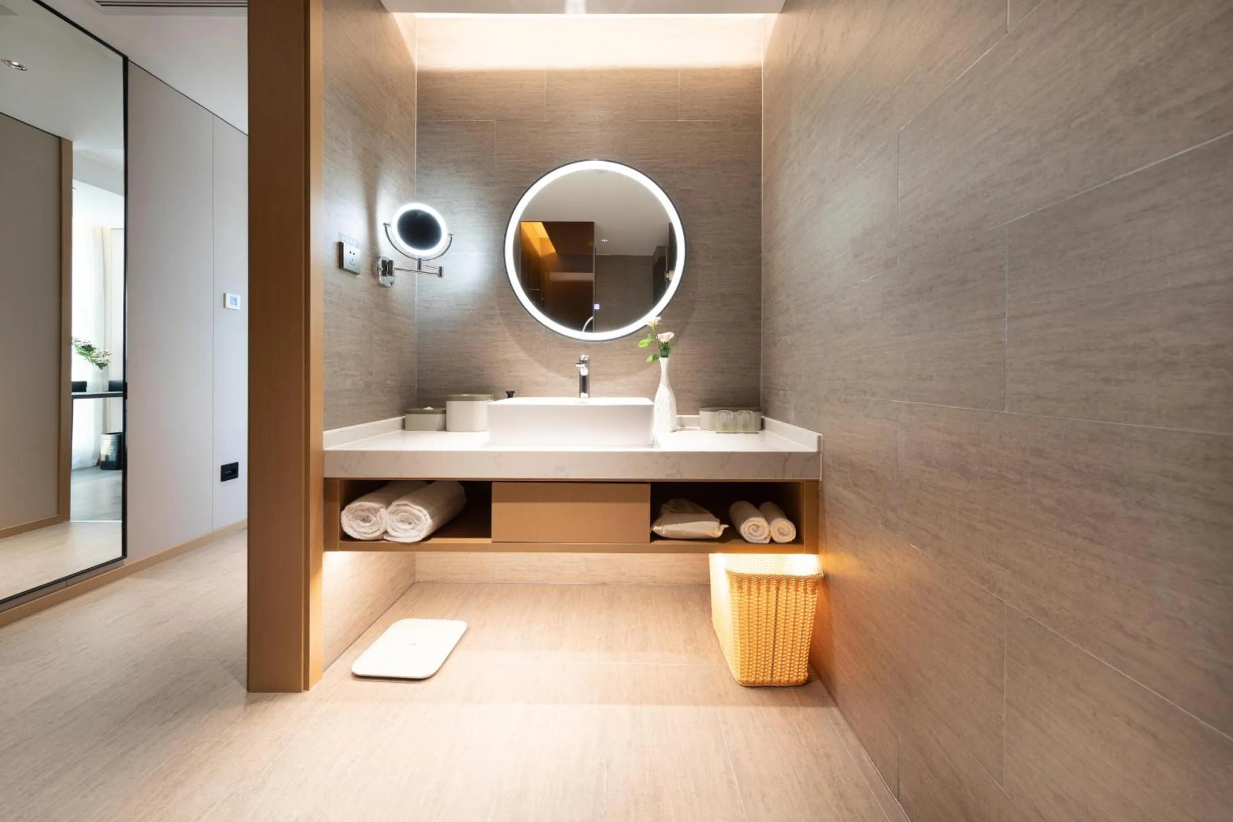 Atour Hotel Shenzhen Futian Xiangmi Lake