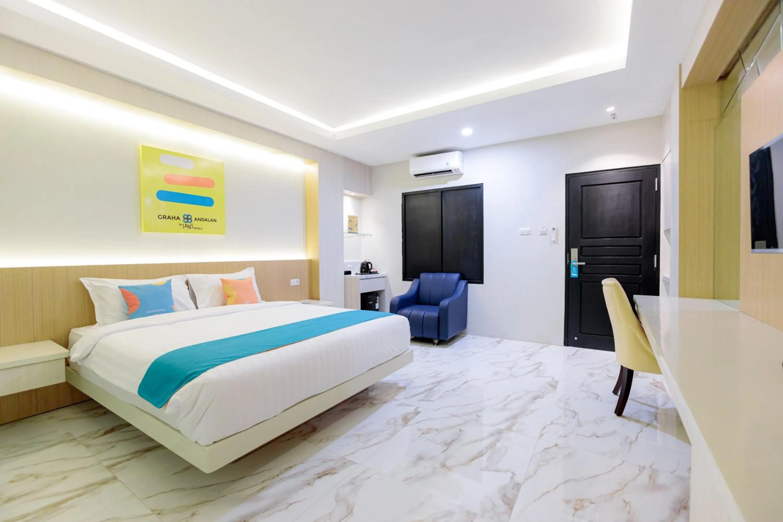 Bed in Sans Hotel 88 Andalan Surabaya by RedDoorz