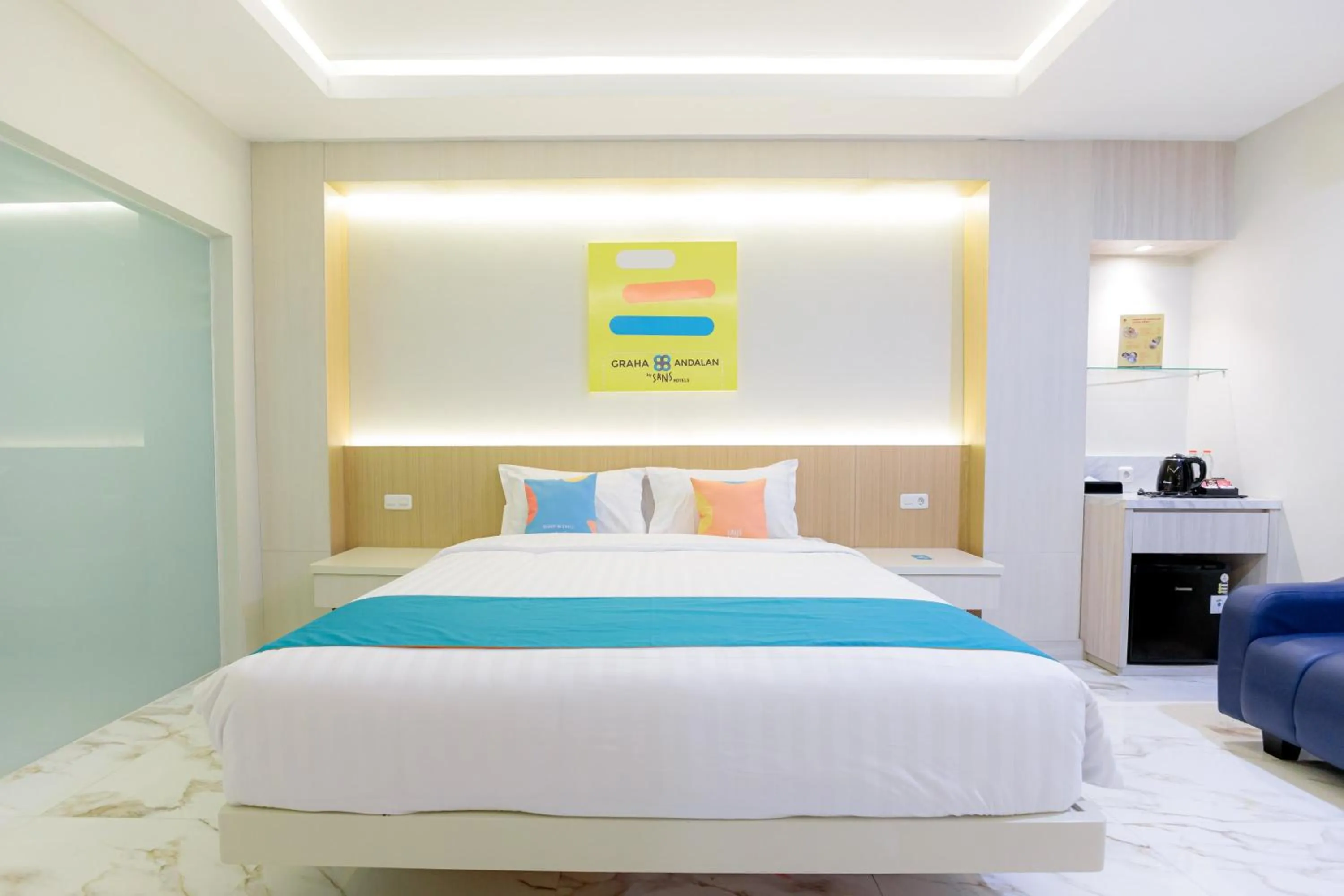 Bed in Sans Hotel 88 Andalan Surabaya by RedDoorz
