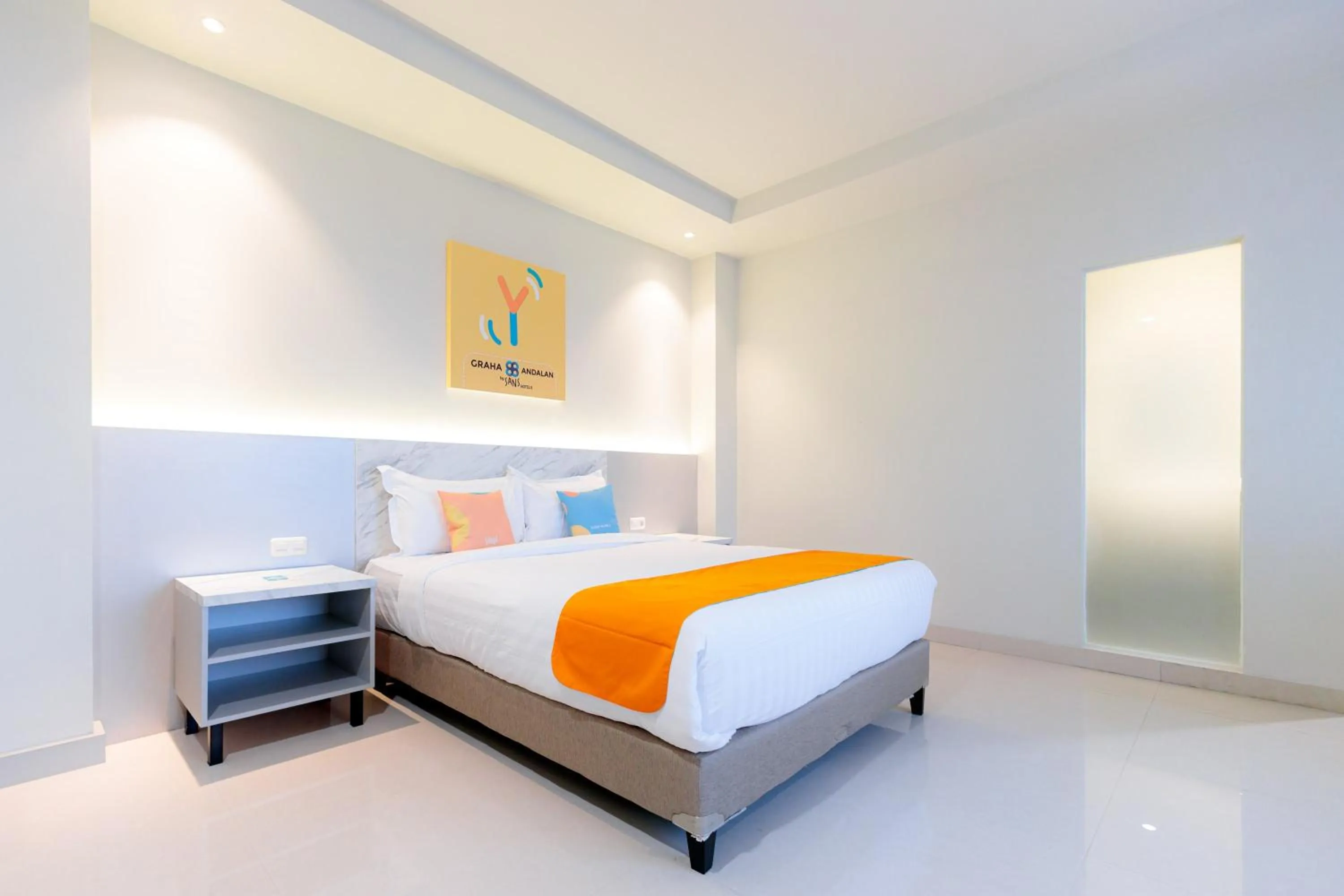 Bed in Sans Hotel 88 Andalan Surabaya by RedDoorz