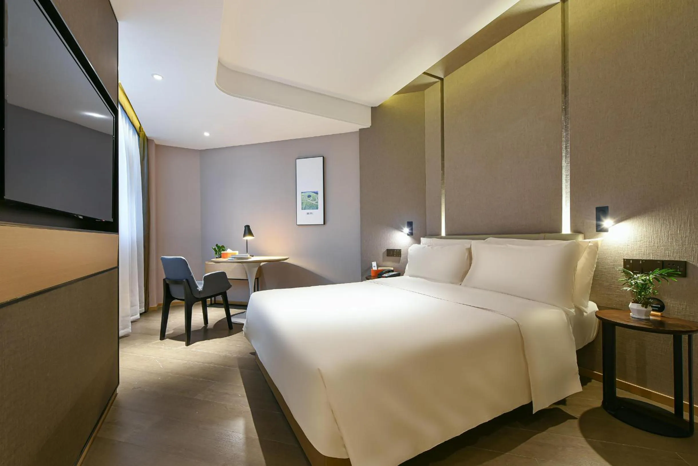 Bed in Atour Hotel Dongguan Nancheng International Trade Center